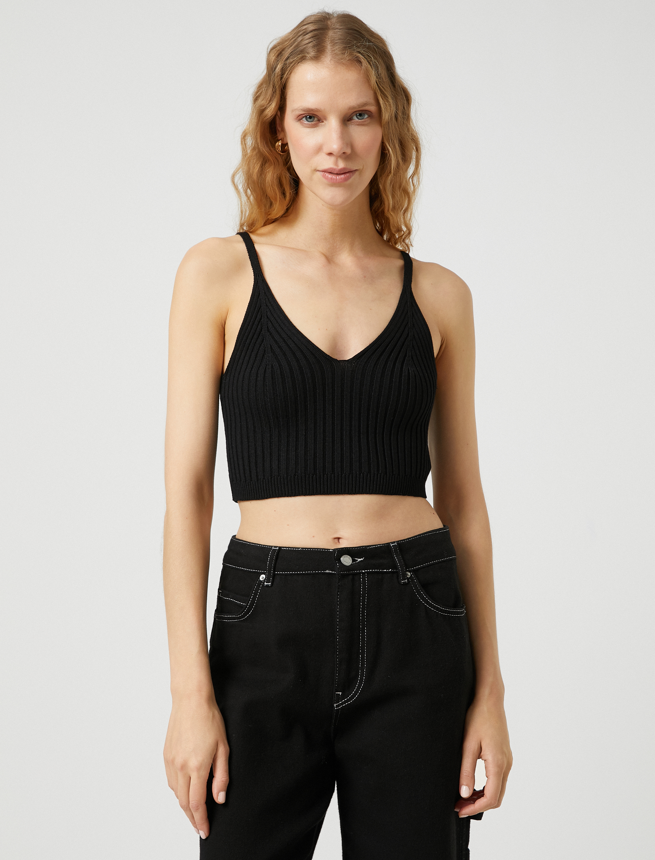   Crop Triko Atlet Askılı V Yaka