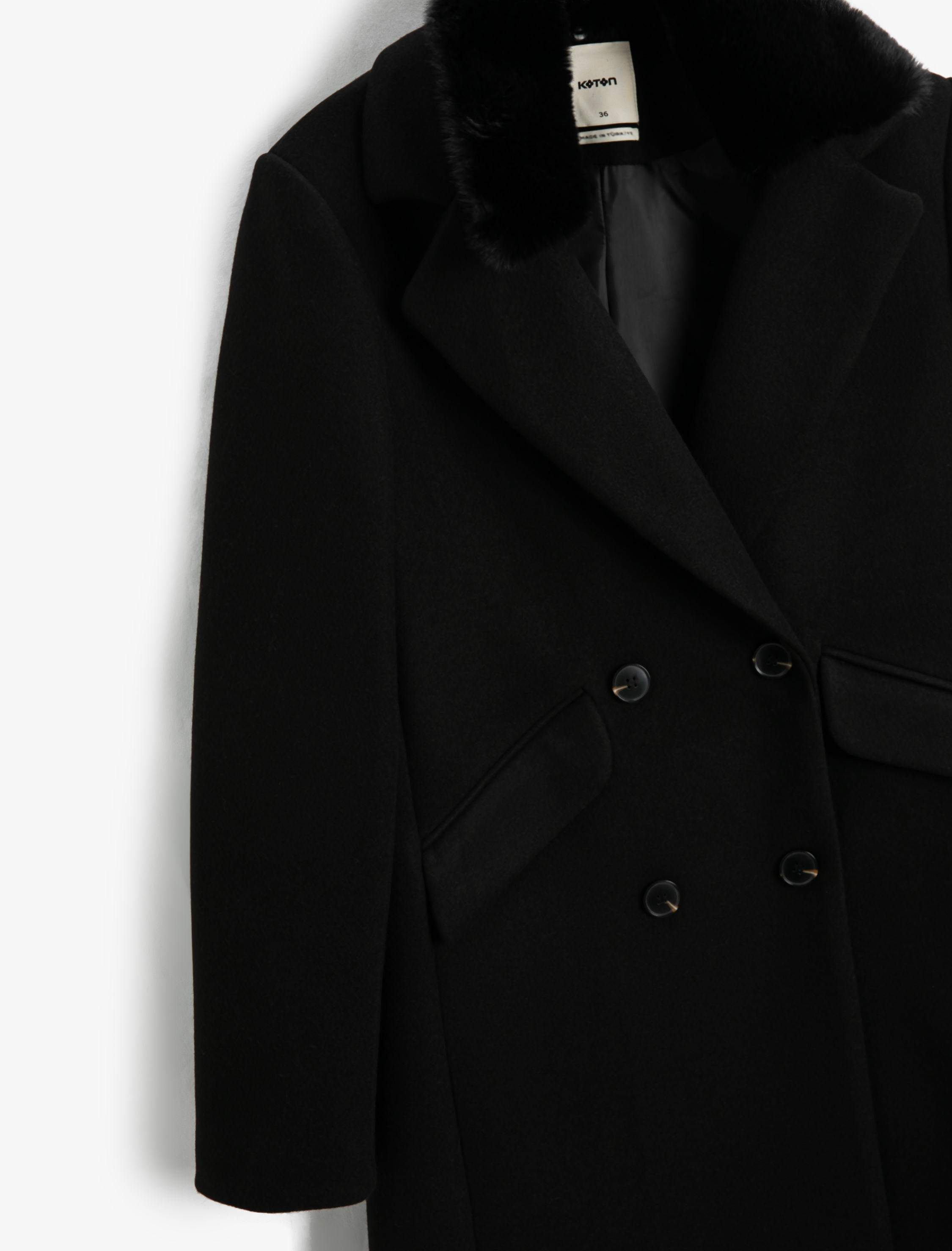 Kruvaze Oversize Kaşe Kaban Yakası Çıkarılabilir Peluş Detaylı