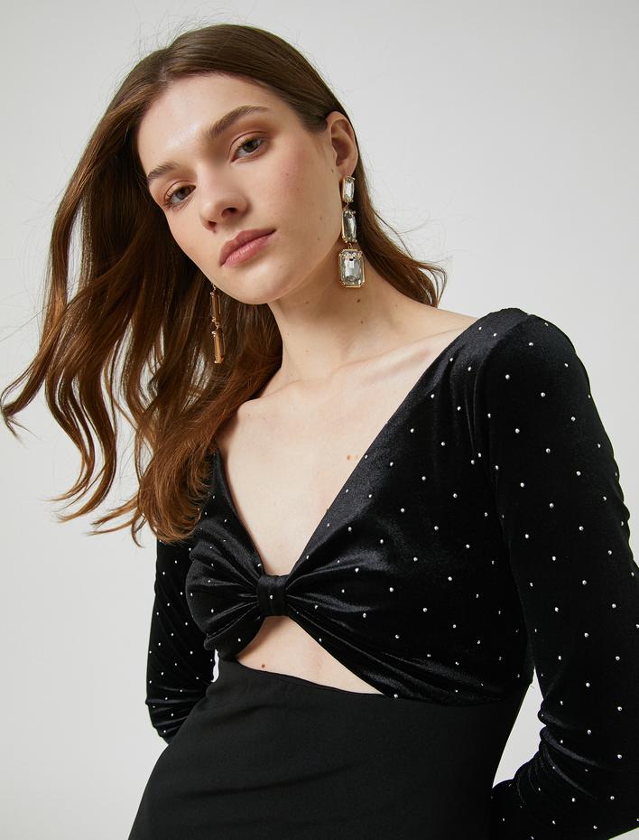  Abiye Mini Elbise Kadife Detaylı Fiyonk Görünümlü Uzun Kollu