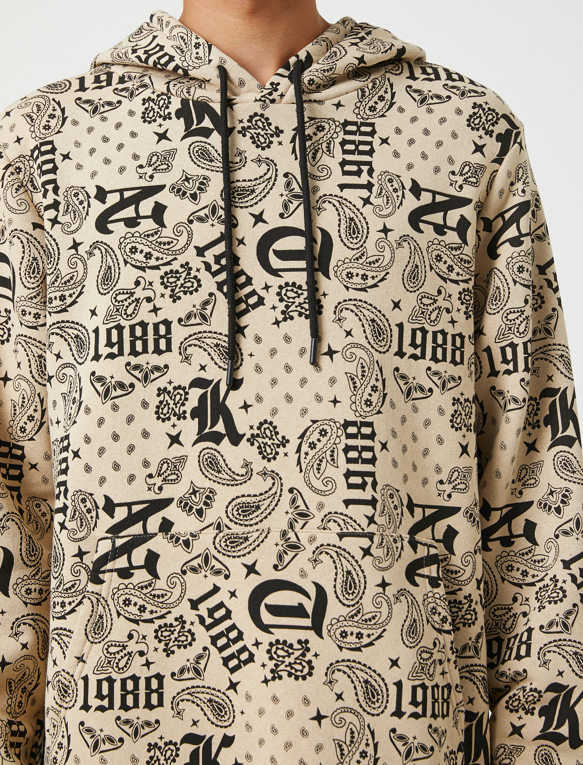 Kapşonlu Sweatshirt Şardonlu Şal Desenli