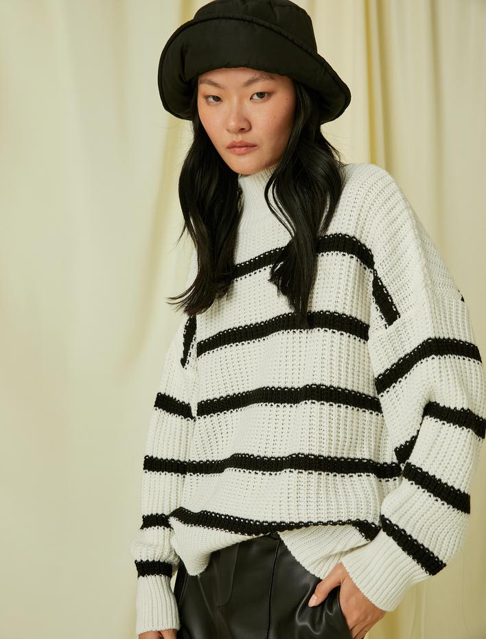  Balıkçı Yaka Örgü Kazak Kaşmir Dokulu