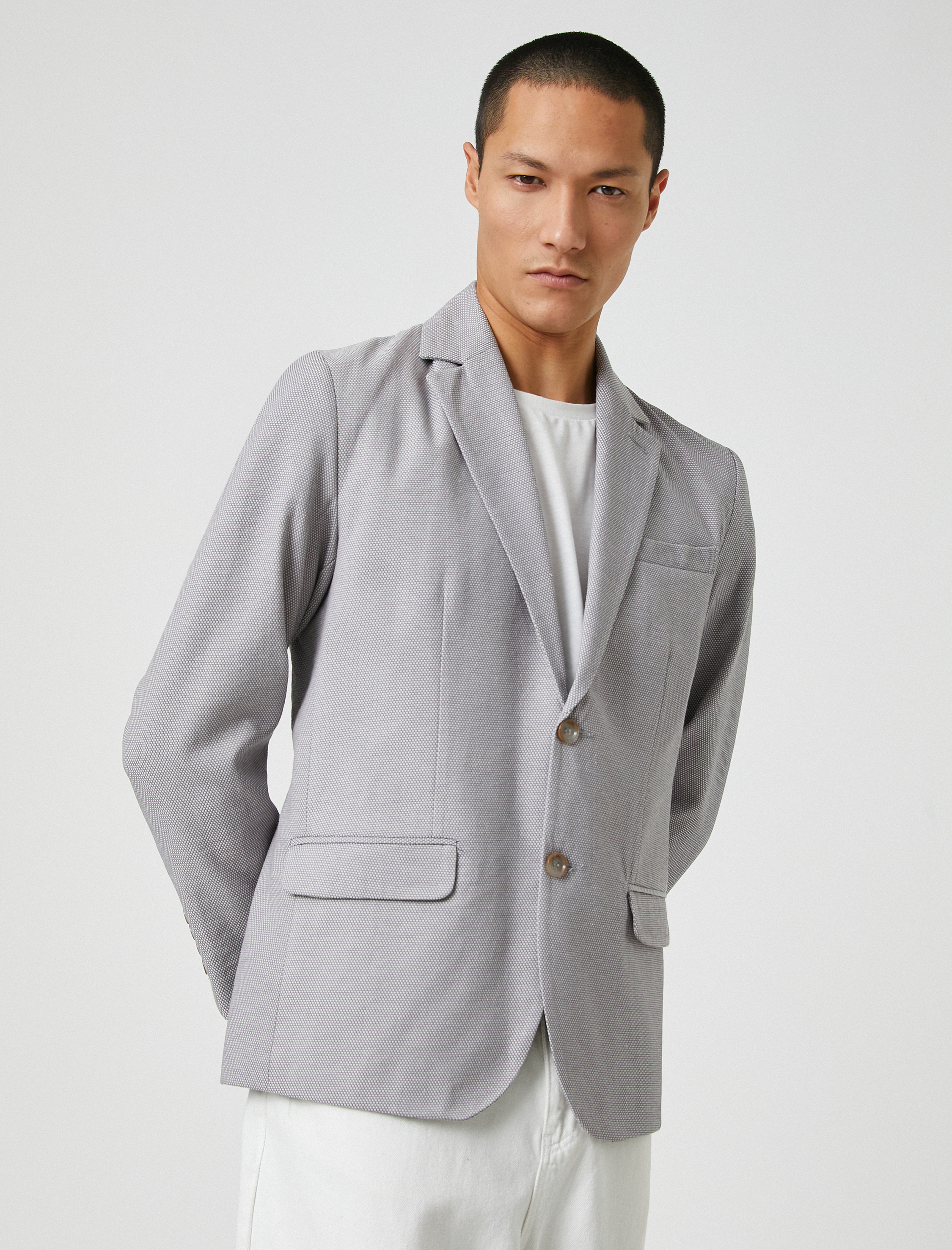  Basic Blazer Ceket Geniş Yaka Düğmeli Cep Detaylı