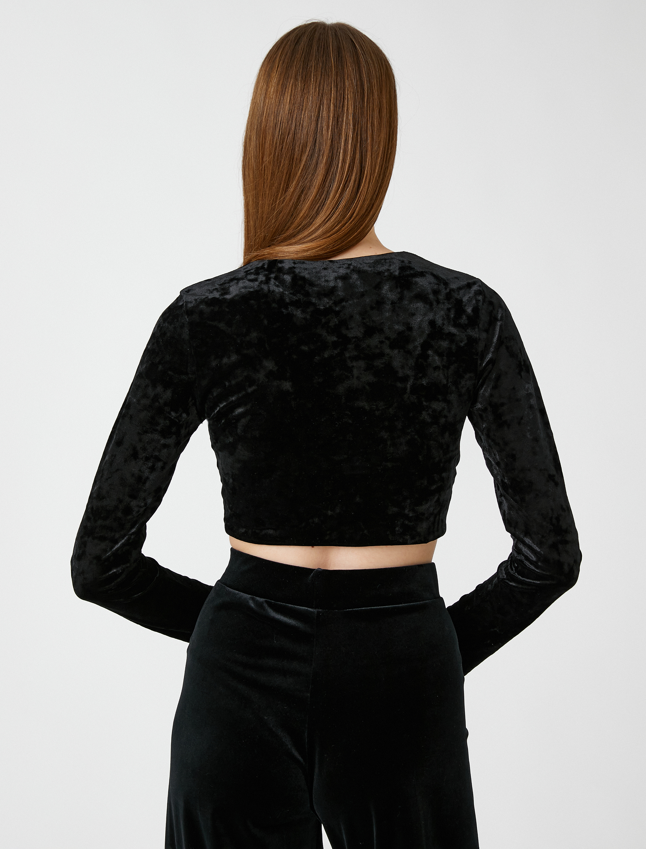   Crop Kadife Tişört Uzun Kollu Düğüm Detaylı