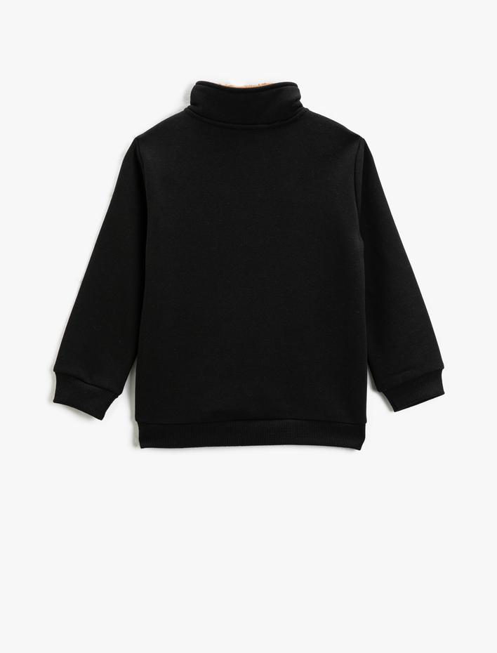 Erkek Çocuk Dik Yaka Yarım Fermuarlı Sweatshirt Yakası Peluş Detaylı Uzun Kollu