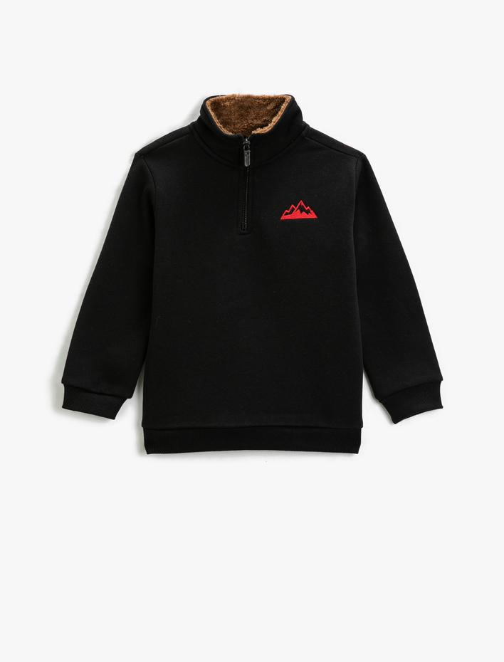 Erkek Çocuk Dik Yaka Yarım Fermuarlı Sweatshirt Yakası Peluş Detaylı Uzun Kollu