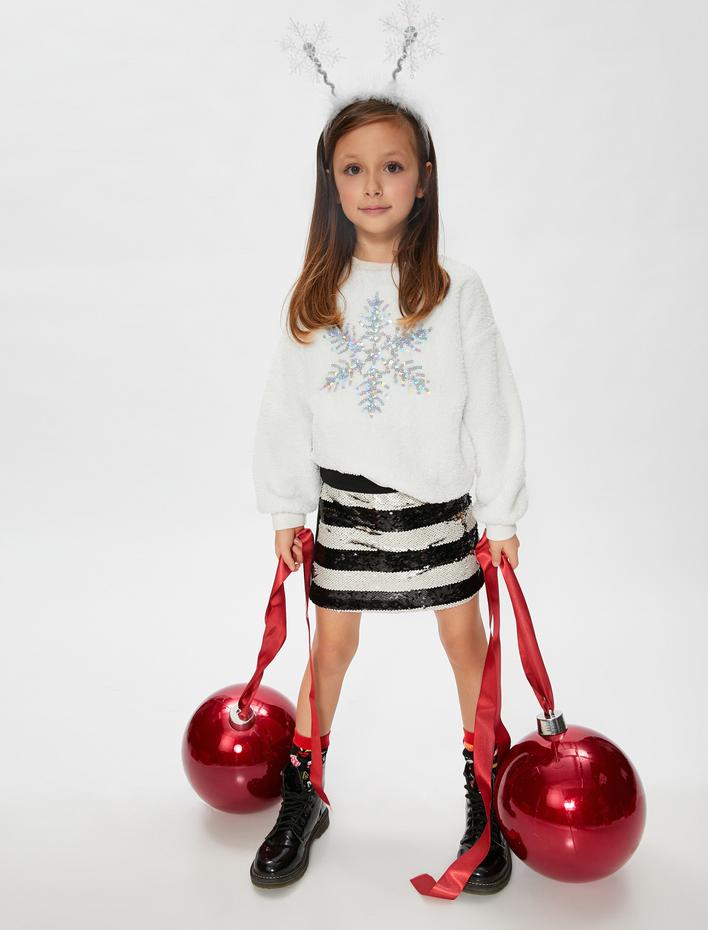 Kız Çocuk Peluş Sweatshirt Yılbaşı Temalı Kar Tanesi Detaylı Pul Payet İşlemeli