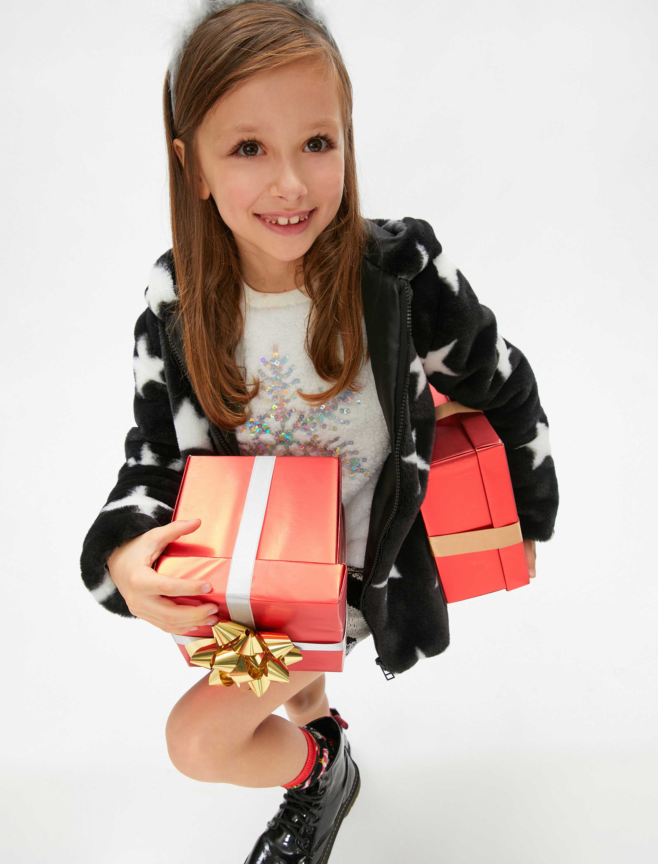  Kız Çocuk Peluş Sweatshirt Yılbaşı Temalı Kar Tanesi Detaylı Pul Payet İşlemeli