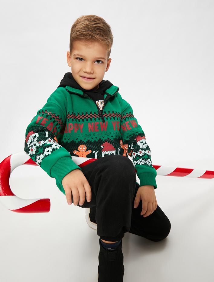 Erkek Çocuk Dik Yaka Yarım Fermuarlı Sweatshirt Yılbaşı Temalı Kuru Kafa Baskılı