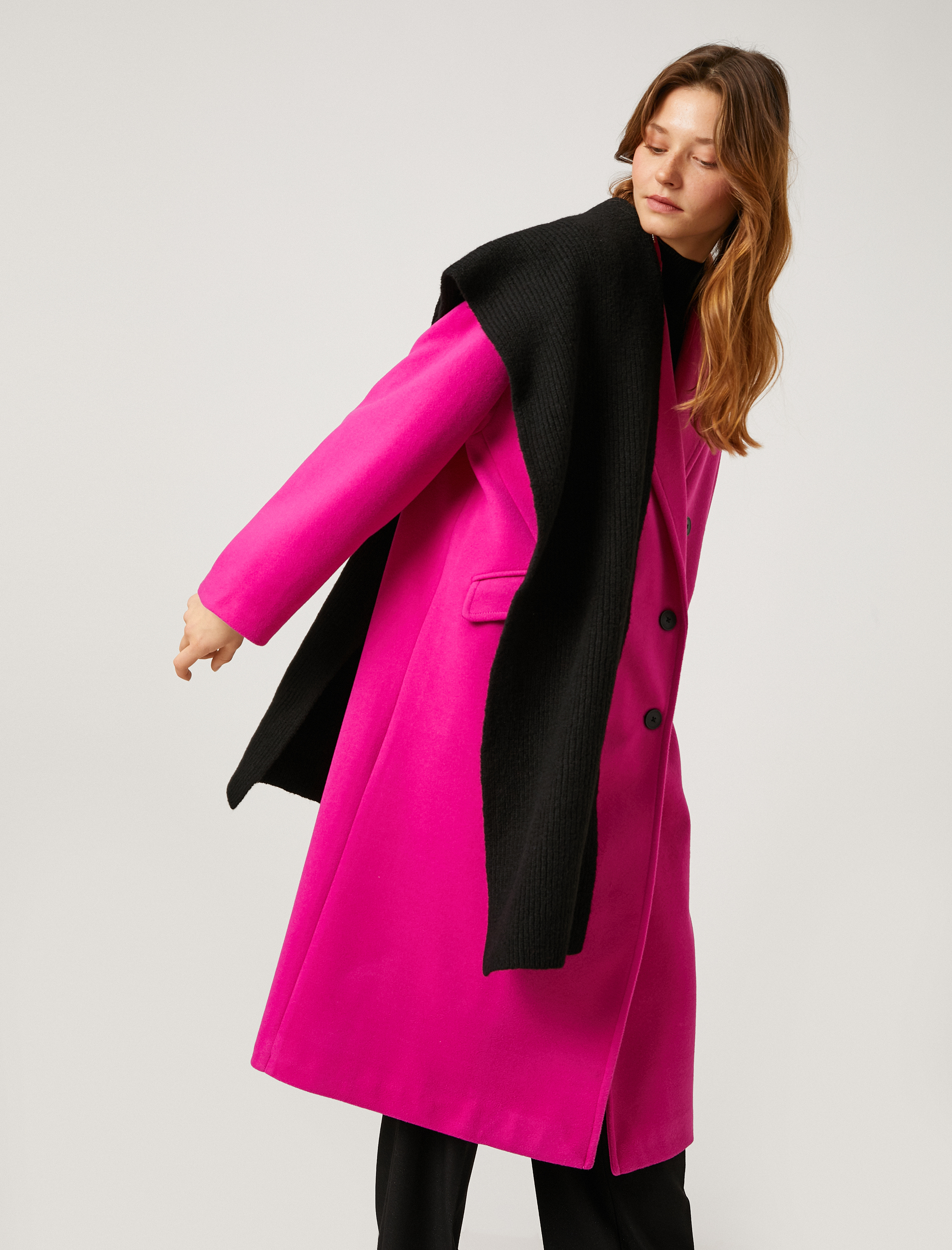  Kadın Yumuşak Dokulu Saç Örgüsü Motifli Atkı