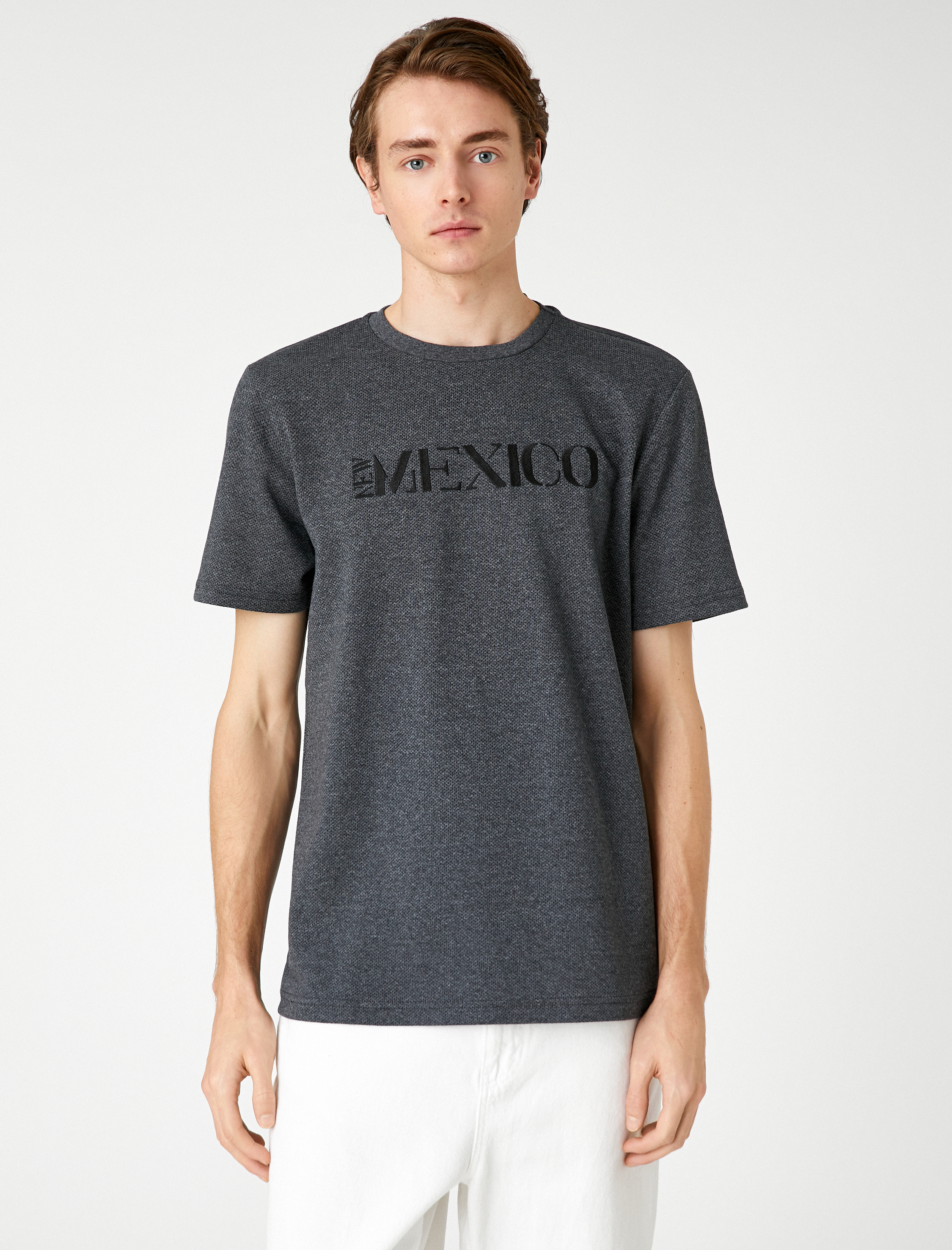   Dokuma Tişört Yazı İşlemeli Bisiklet Yaka Kısa Kollu