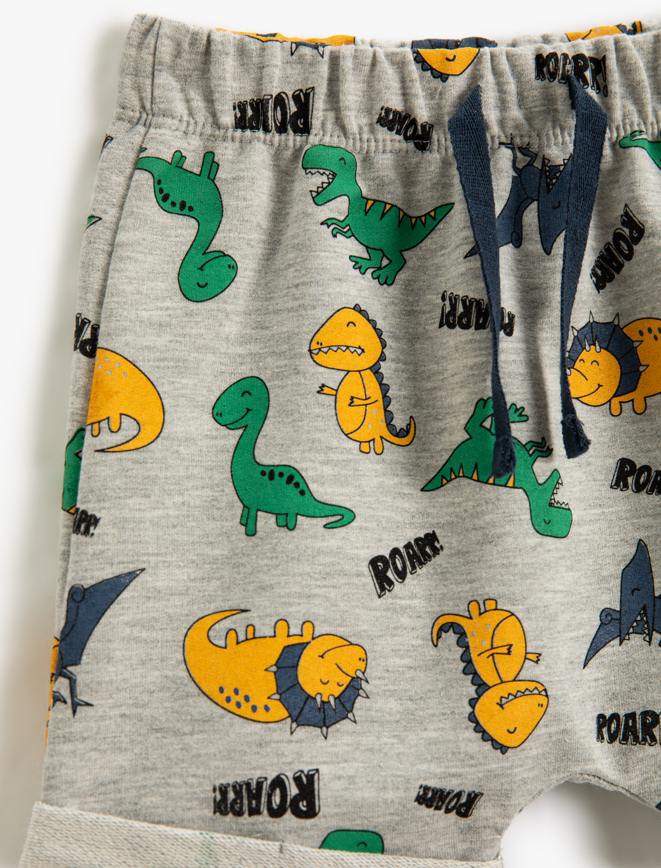  Erkek Bebek Dinozor Baskılı Şort Beli Bağlamalı Paçaları Kıvrık