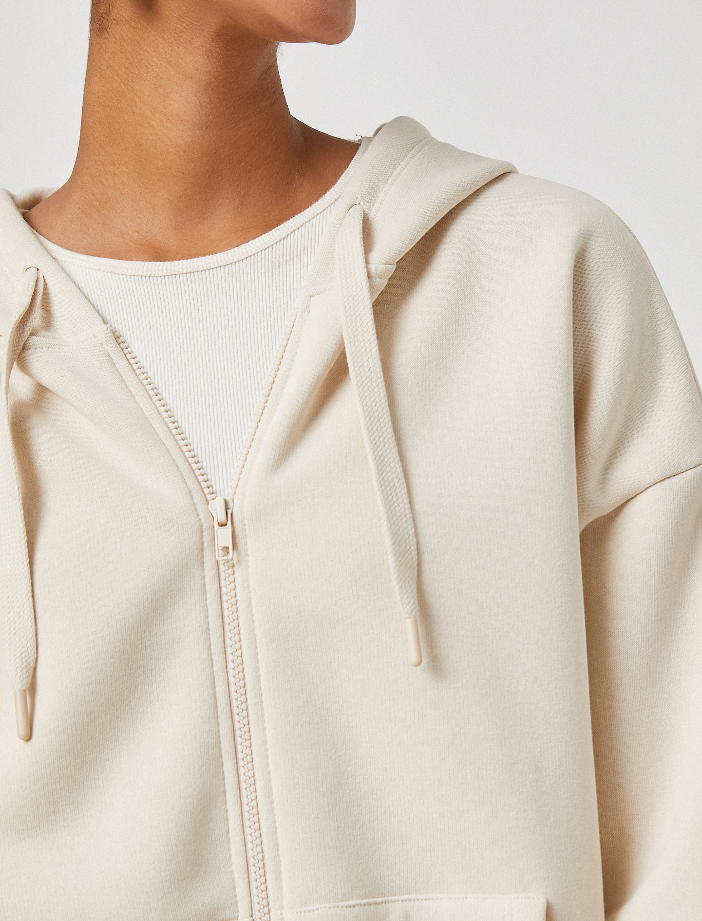 Şardonlu Fermuarlı Sweatshirt Kapüşonlu Cep Detaylı Uzun Kollu