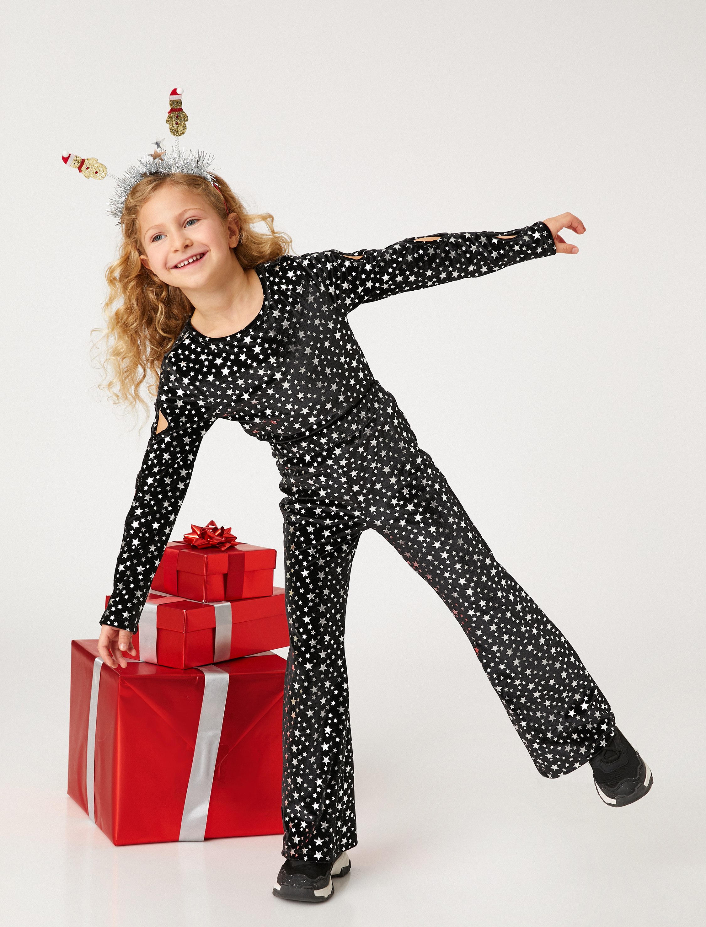  Kız Çocuk İspanyol Paça Kadife Pantolon Yıldız Baskılı Parlak Beli Lastikli