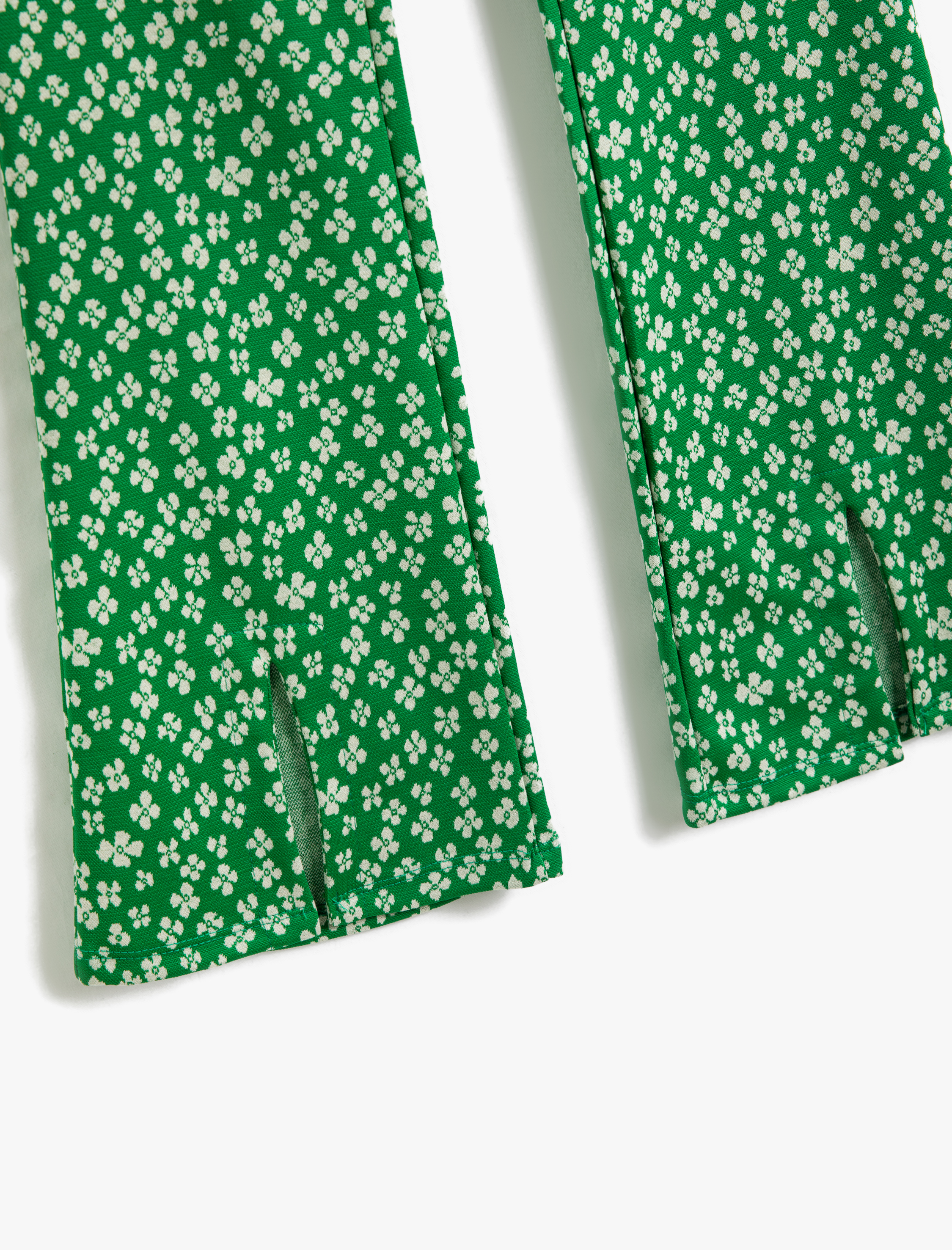  Kız Çocuk Çiçekli İspanyol Paça Tayt Pantolon Yırtmaç Detaylı Beli Lastikli