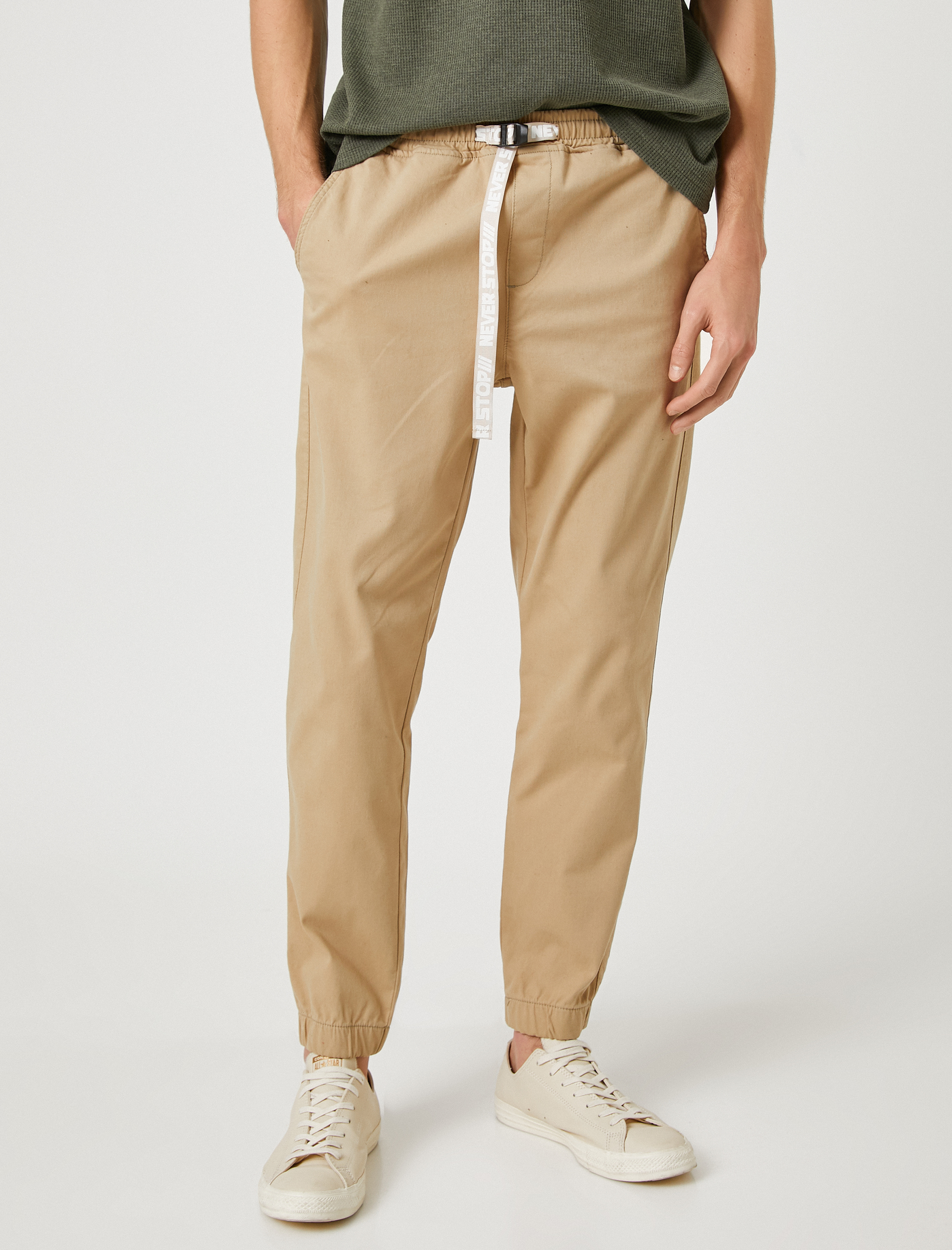   Beli Lastikli Pantolon Slogan Baskılı Kemer Detaylı Cepli