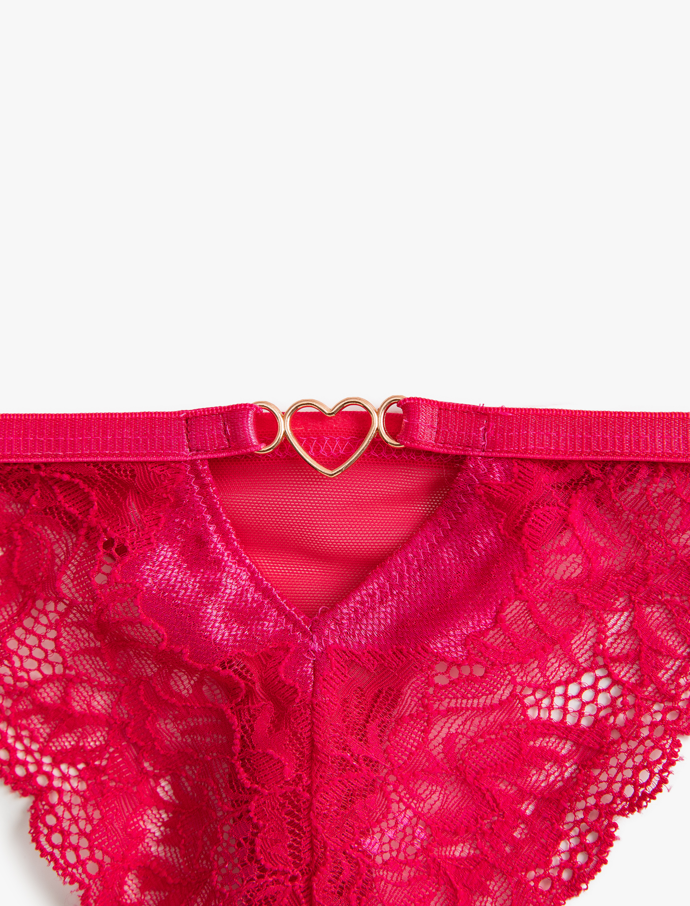   Dantelli String Külot Çiçekli Kalp Aksesuarlı