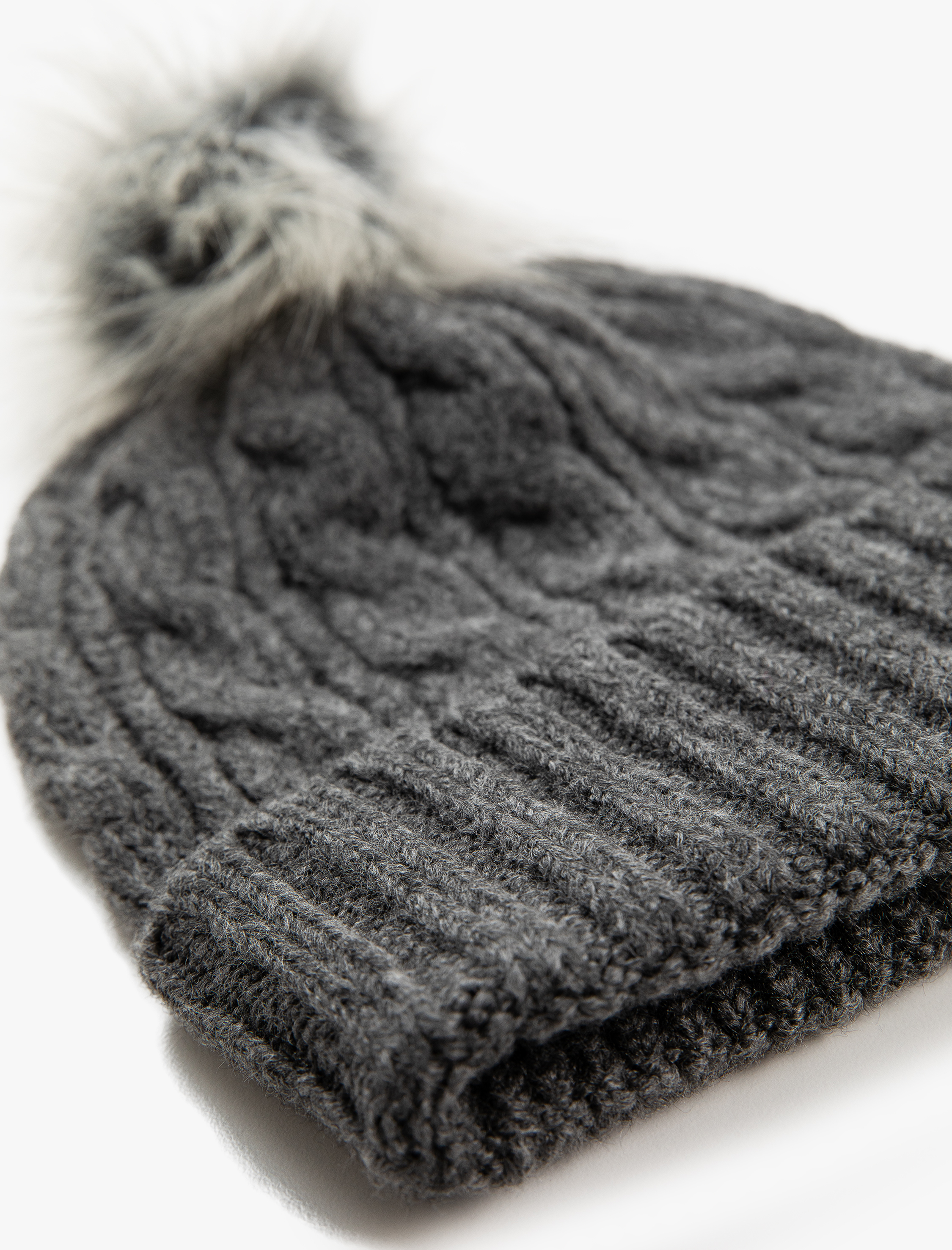  Kadın Ponponlu Örgü Bere - Koton X Şahika Ercümen