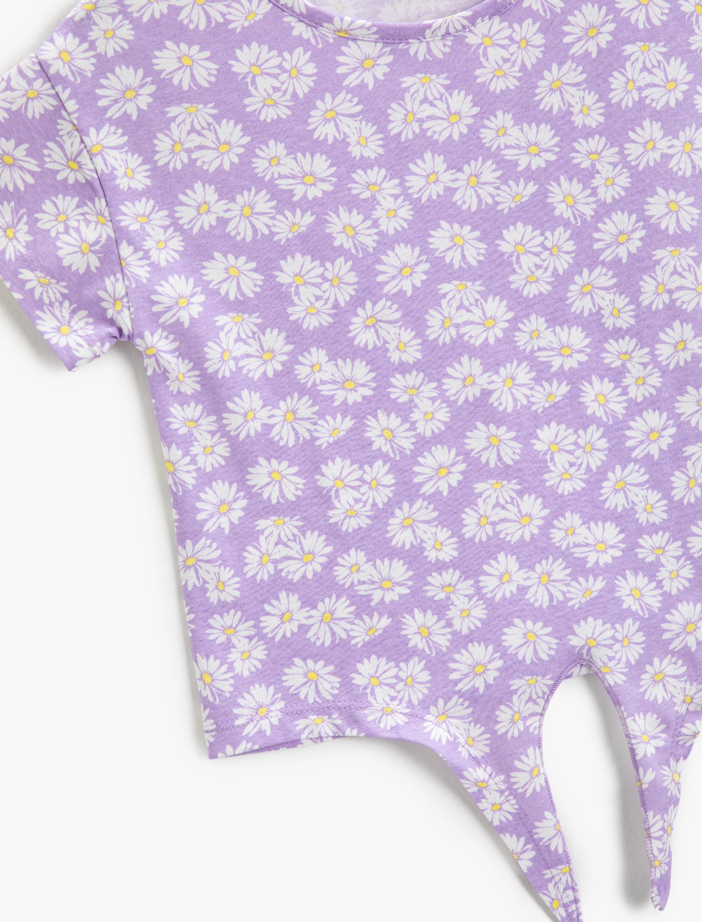  Kız Çocuk Çiçekli Tişört Önden Bağlama Detaylı Kısa Kollu Yuvarlak Yaka