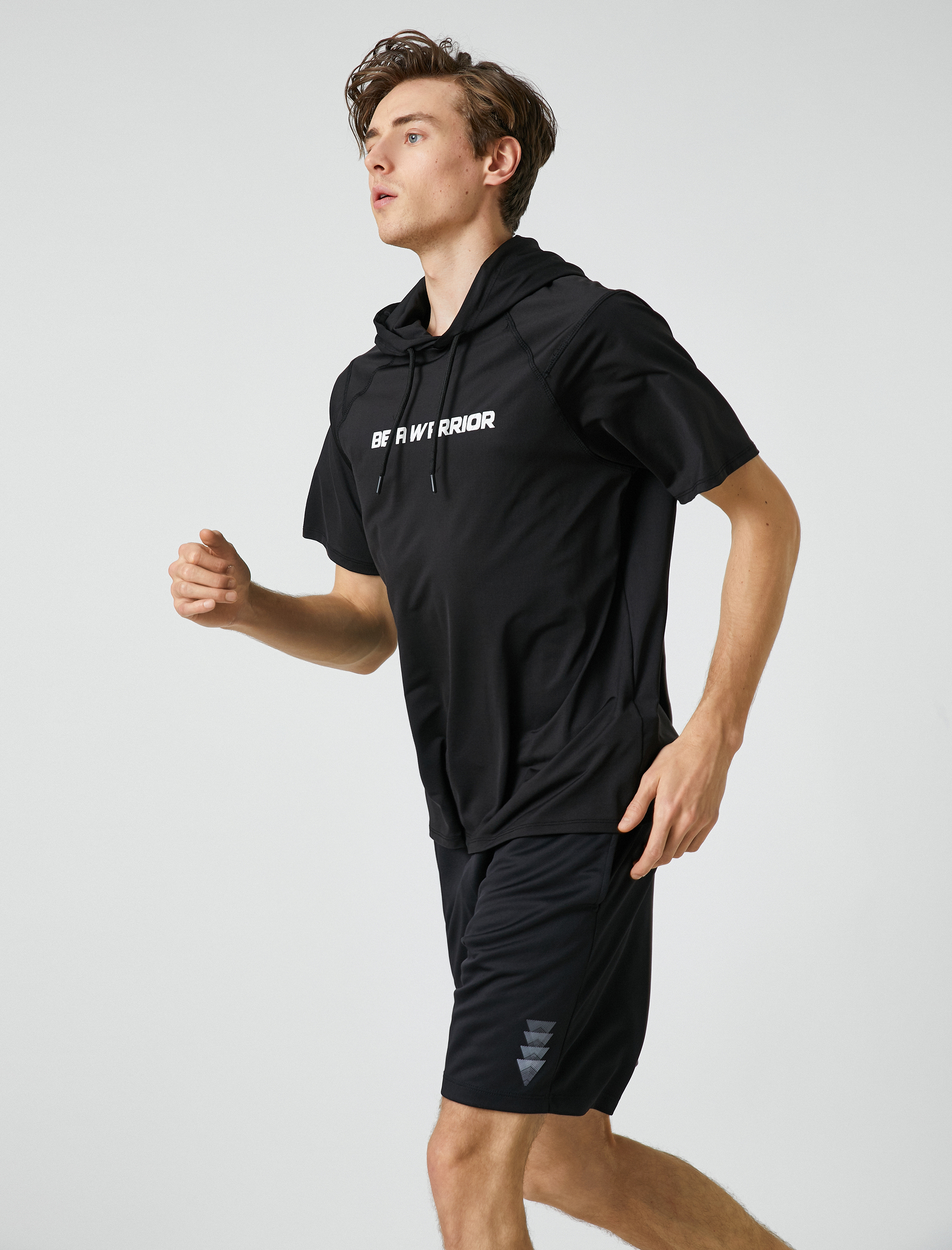   Kapşonlu Spor Tişört Slogan Baskılı Reglan Kol