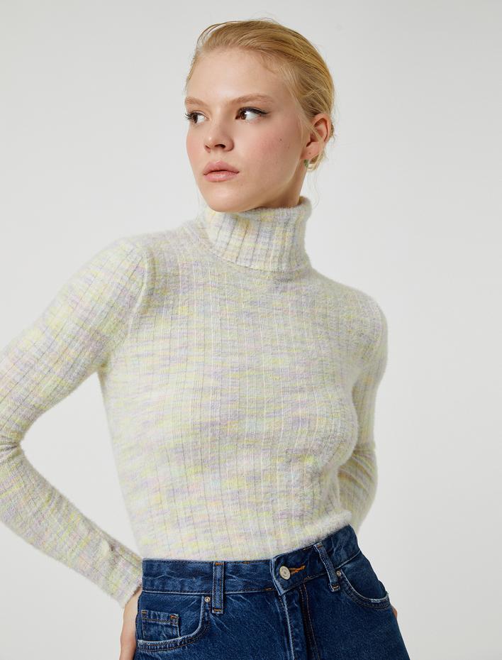  Koton X Şahika Ercümen - Yumuşak Dokulu Balıkçı Yaka Triko Kazak