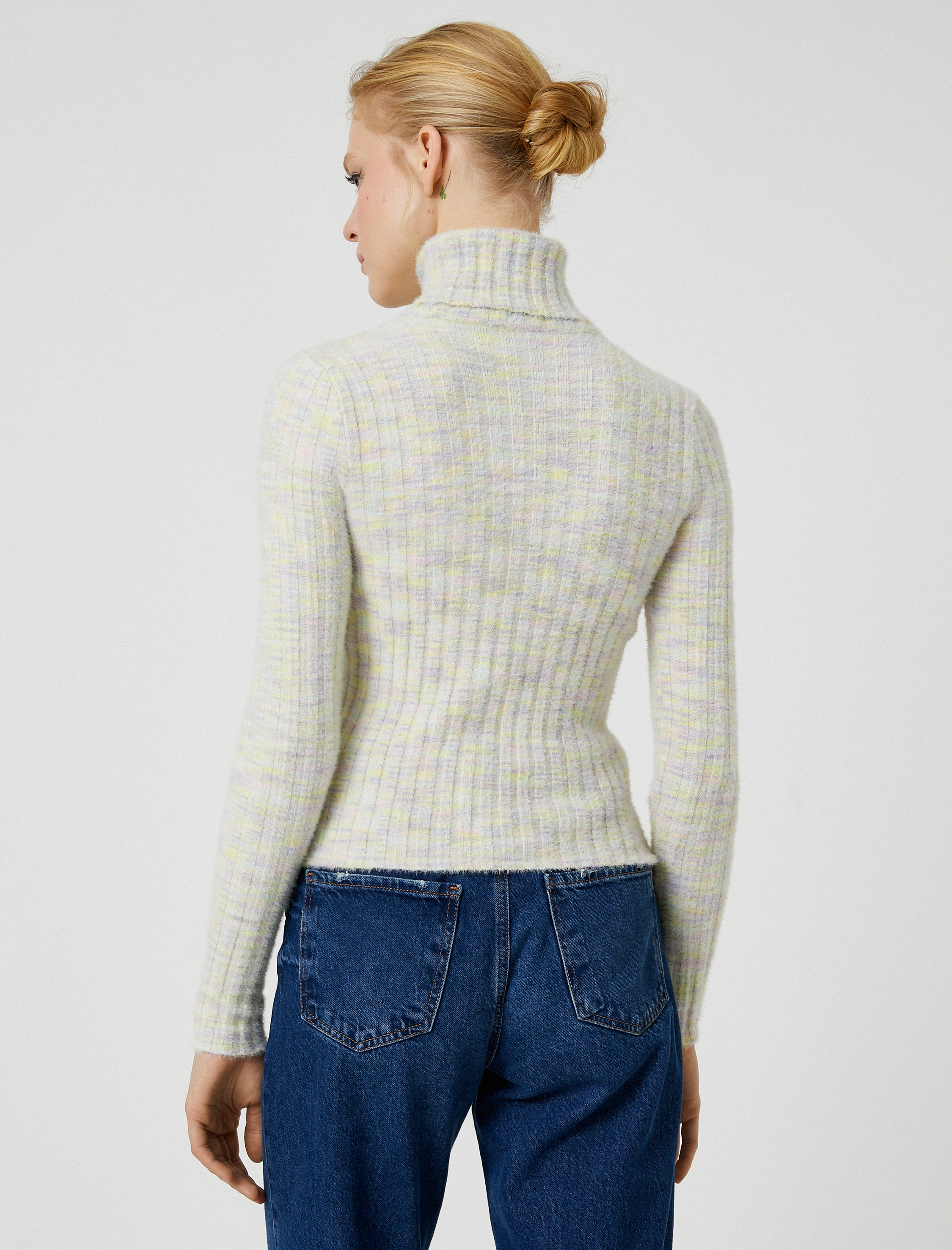   Koton X Şahika Ercümen - Yumuşak Dokulu Balıkçı Yaka Triko Kazak