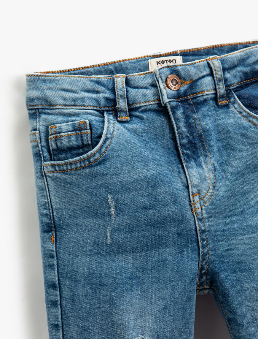 Erkek Çocuk Kot Pantolon Yıpratılmış Detaylı Pamuklu Cepli - Slim Jean  Beli Ayarlanabilir Lastikli