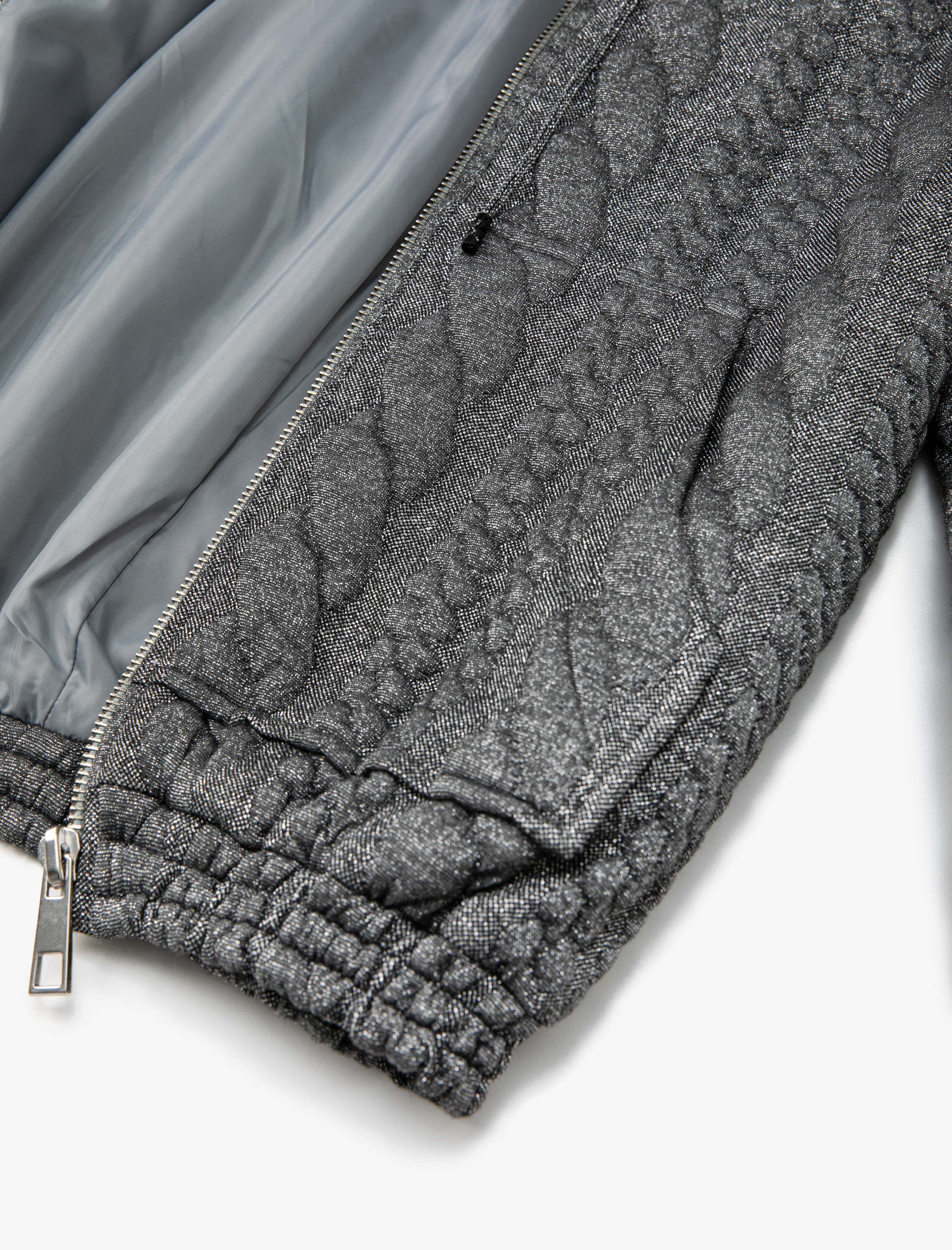   Koton X Şahika Ercümen - Örgü Görünümlü Cepli Fermuarlı Ceket