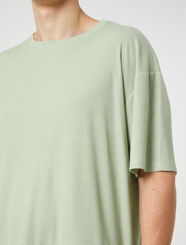   Oversize Tişört Etiket Baskılı Bisiklet Yaka Kısa Kollu