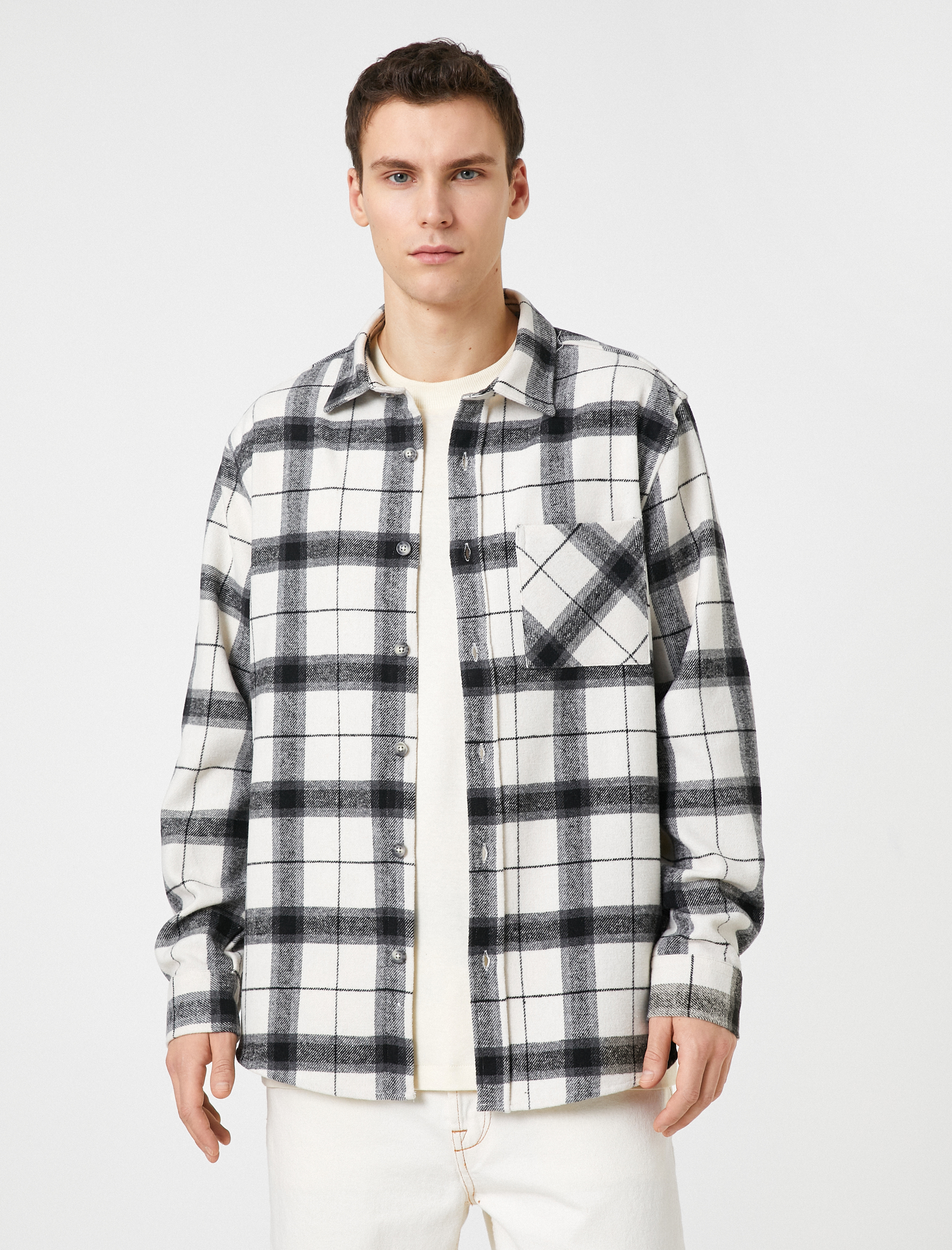   Oduncu Gömleği Klasik Yaka Cep Detaylı Düğmeli