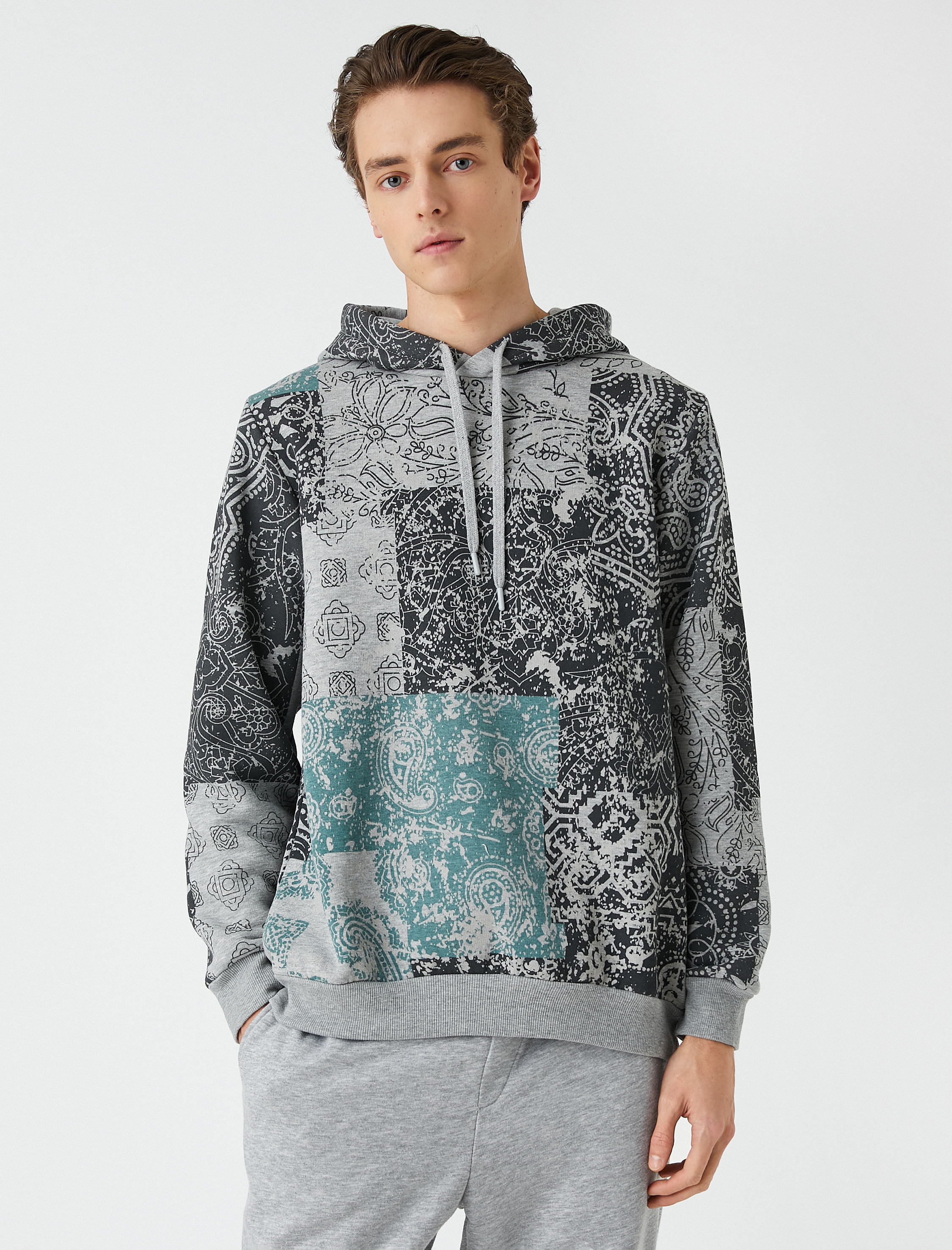 Kapşonlu Sweatshirt Şal Baskılı Uzun Kollu Şardonlu