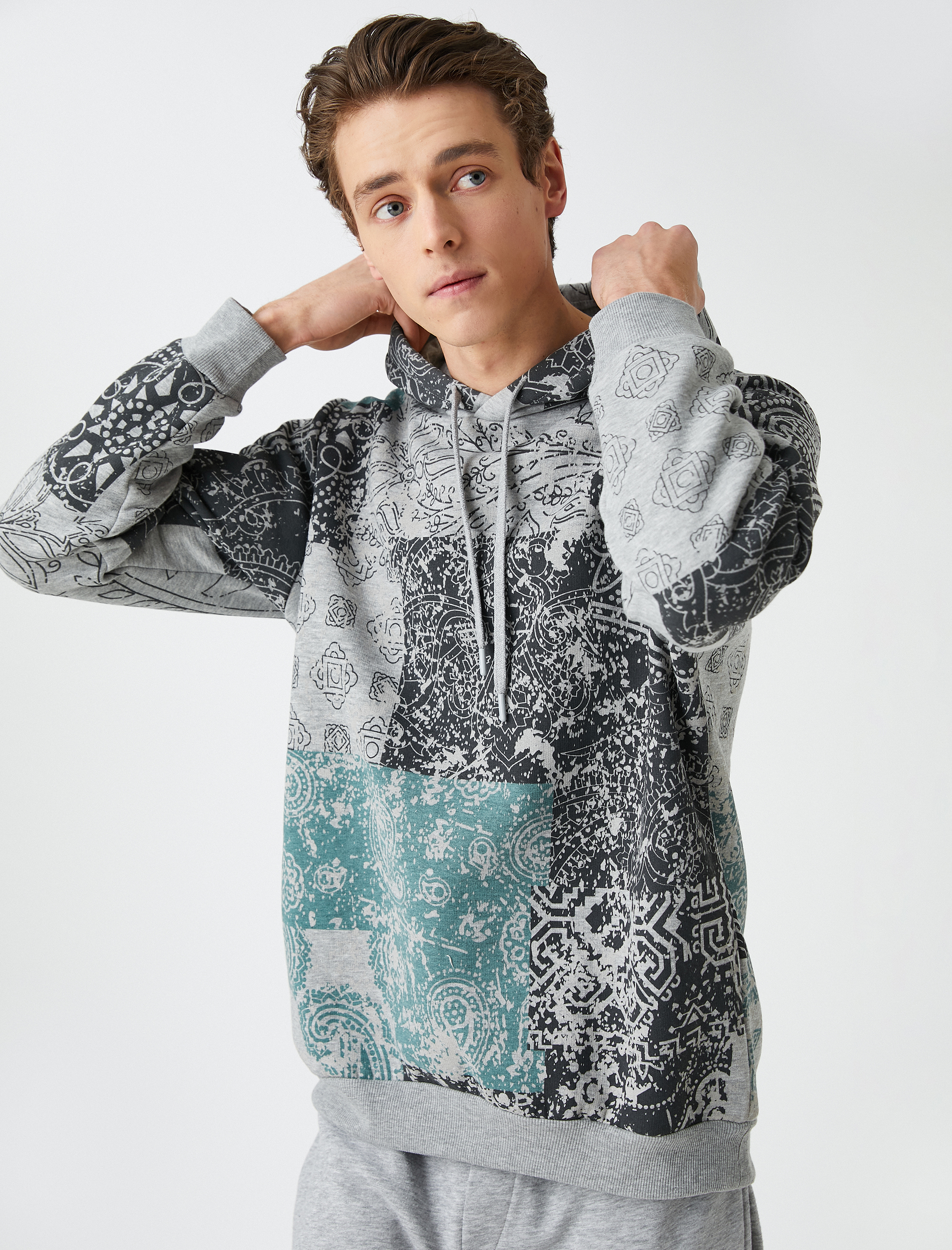 Kapşonlu Sweatshirt Şal Baskılı Uzun Kollu Şardonlu