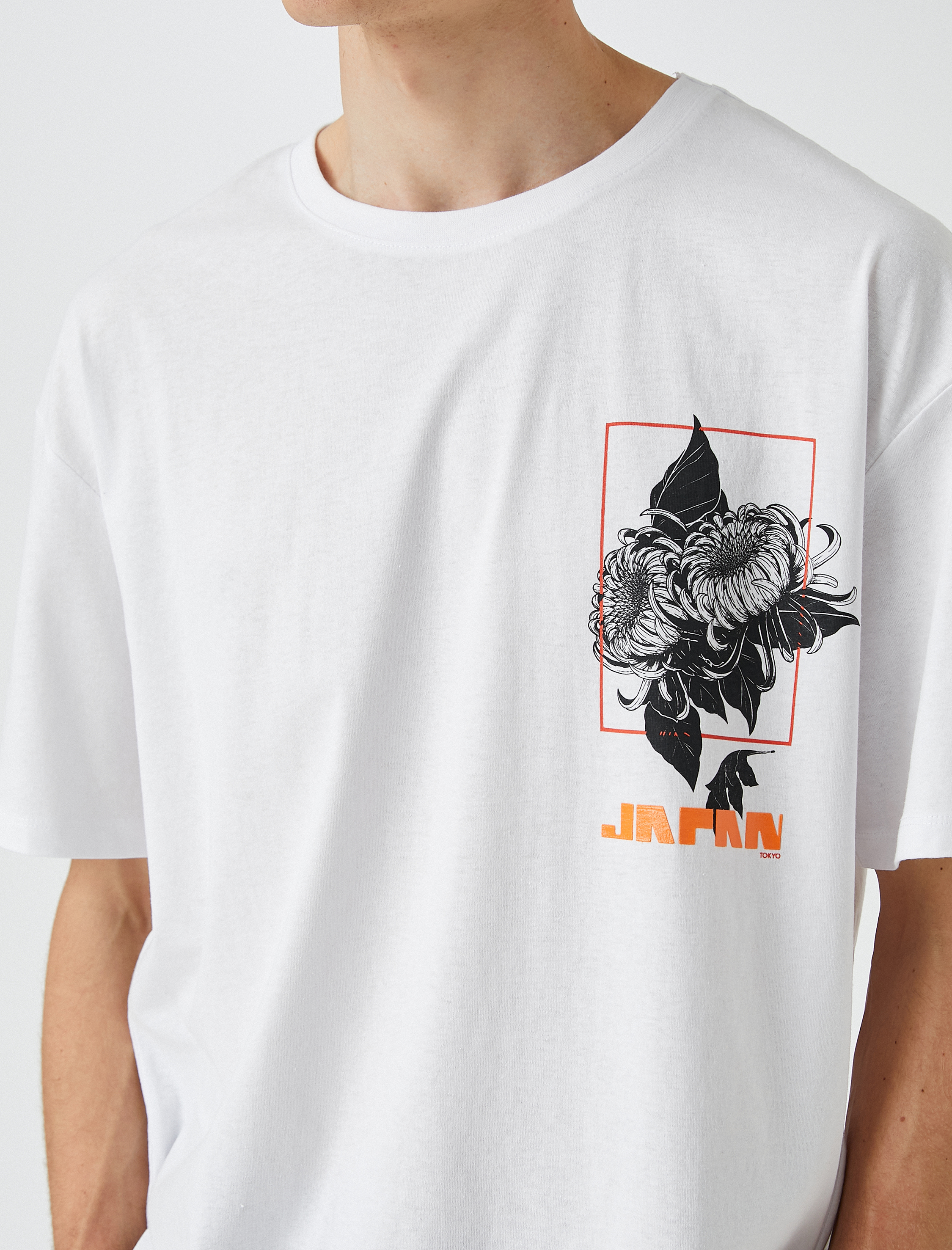   Oversize Tişört Uzakdoğu Baskılı Bisiklet Yaka Kısa Kollu