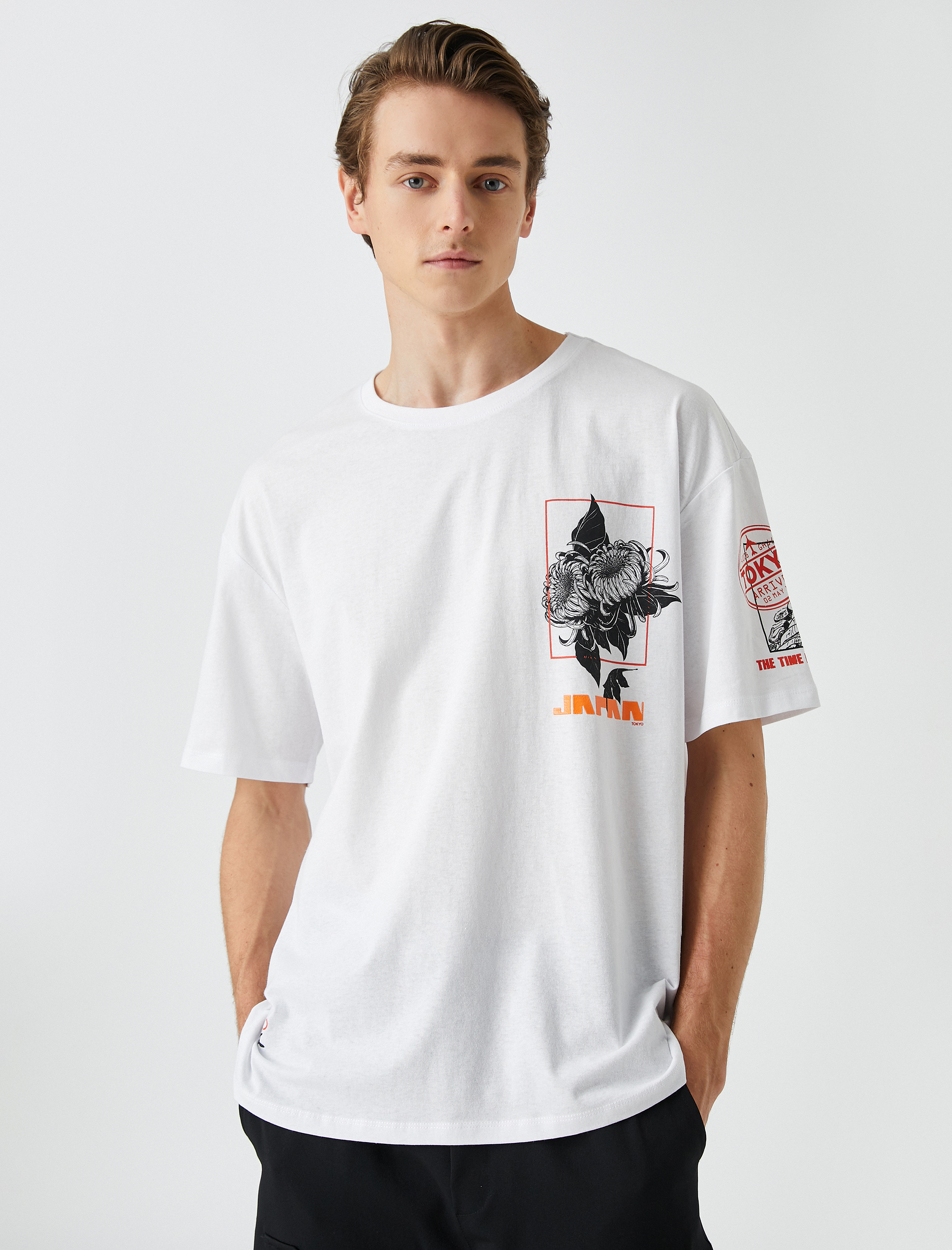   Oversize Tişört Uzakdoğu Baskılı Bisiklet Yaka Kısa Kollu