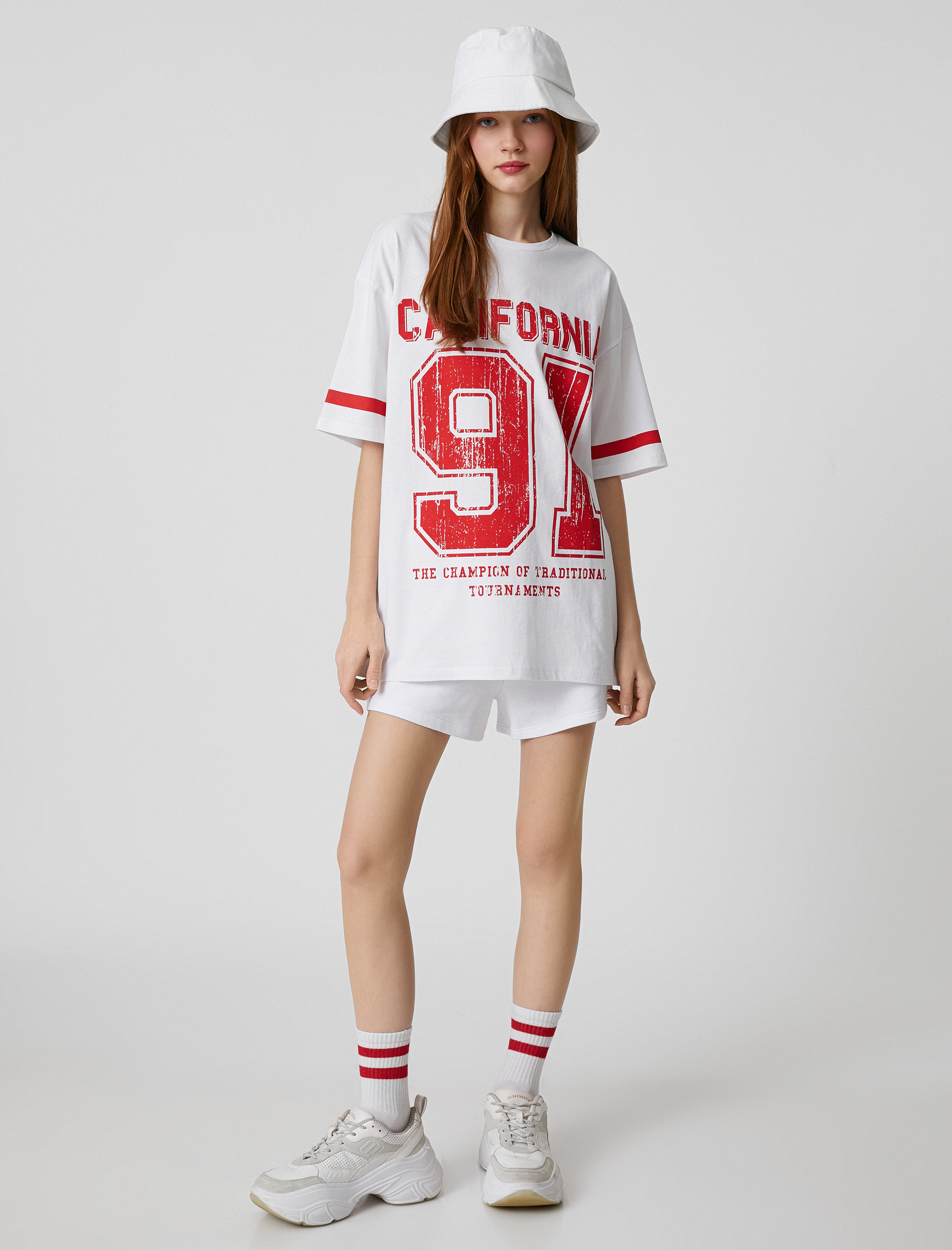   Oversize Tişört Kolej Baskılı Kısa Kollu Bisiklet Yaka