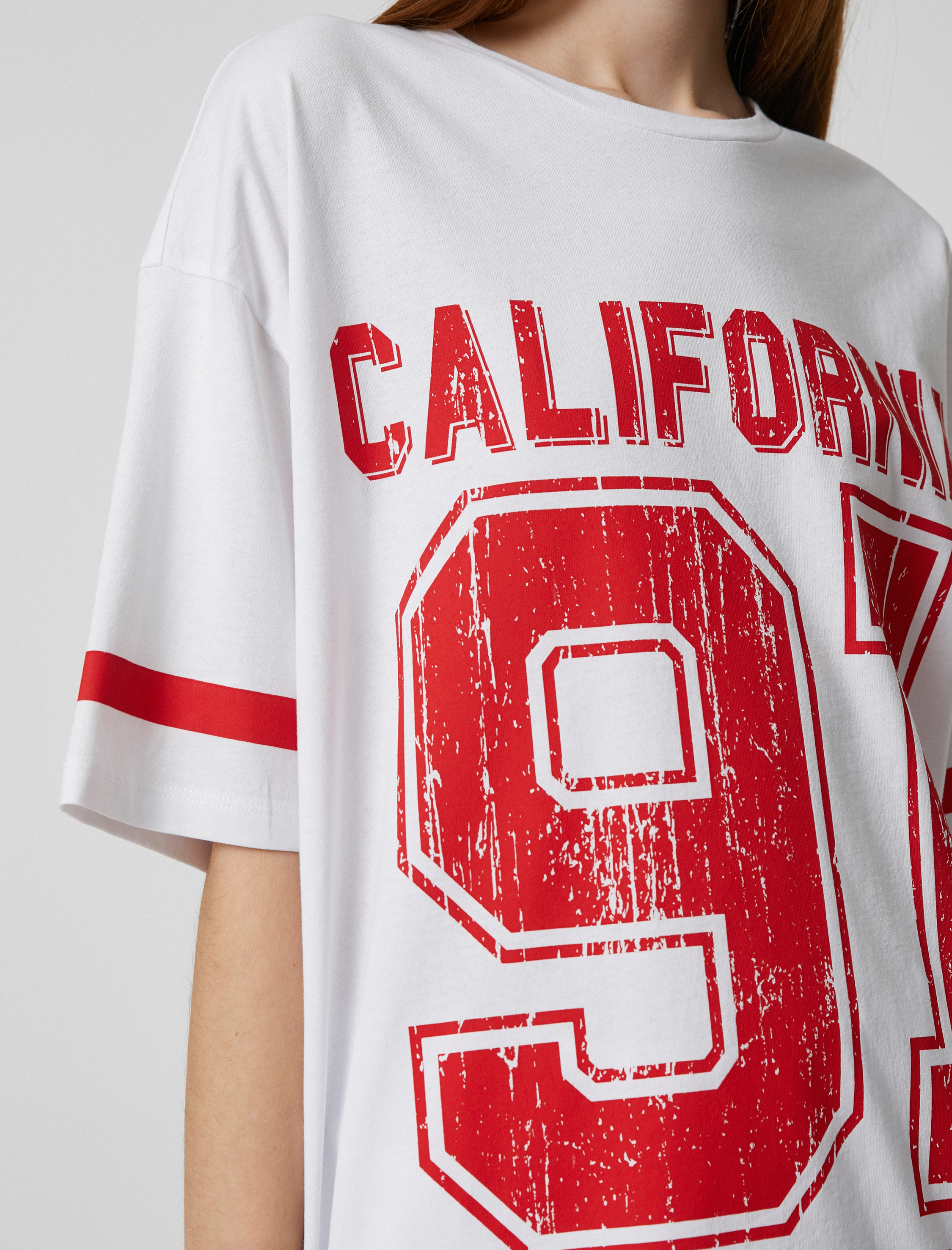   Oversize Tişört Kolej Baskılı Kısa Kollu Bisiklet Yaka