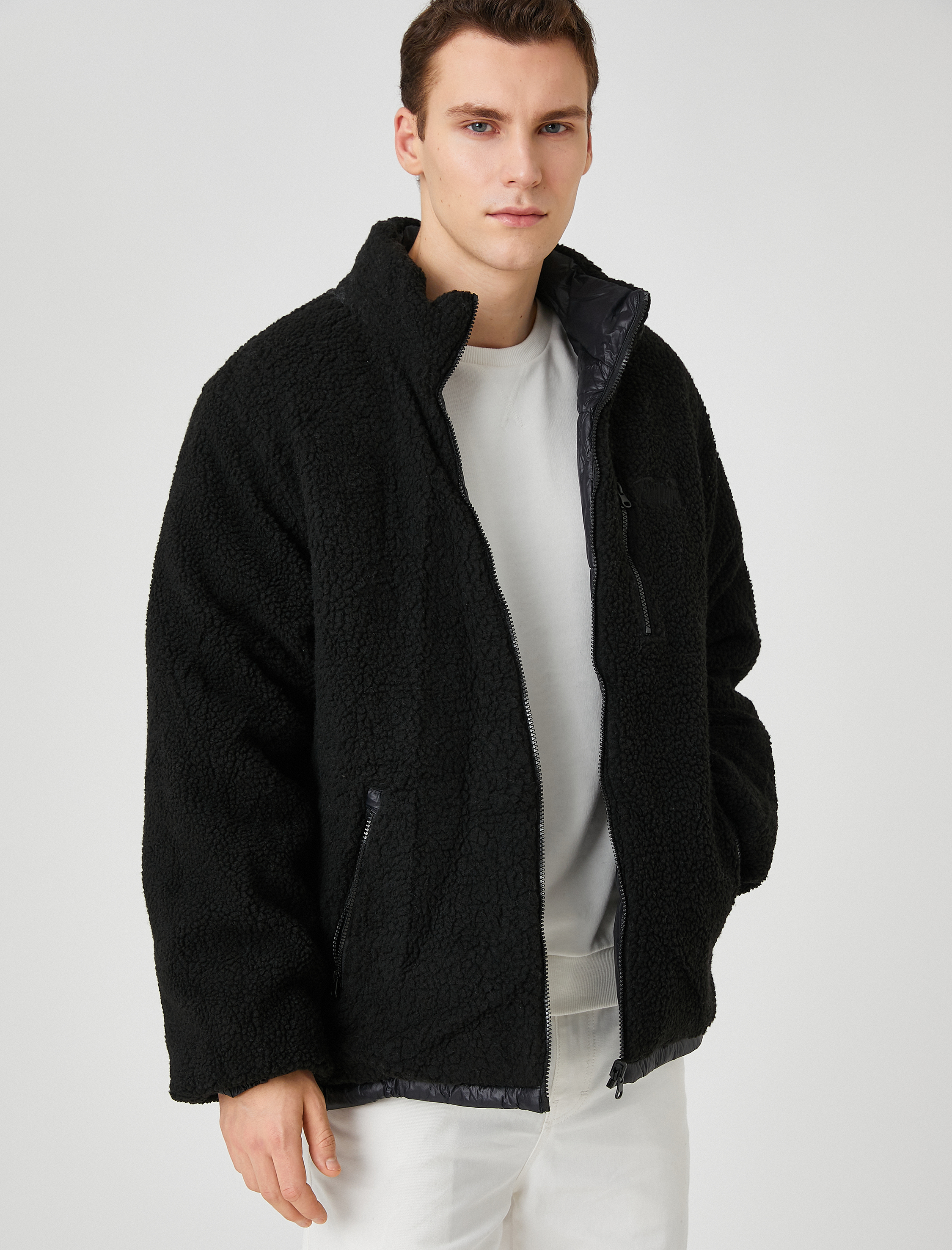   Parlak Şişme Mont Slogan Baskılı Çift Taraflı Cepli Su Geçirmez