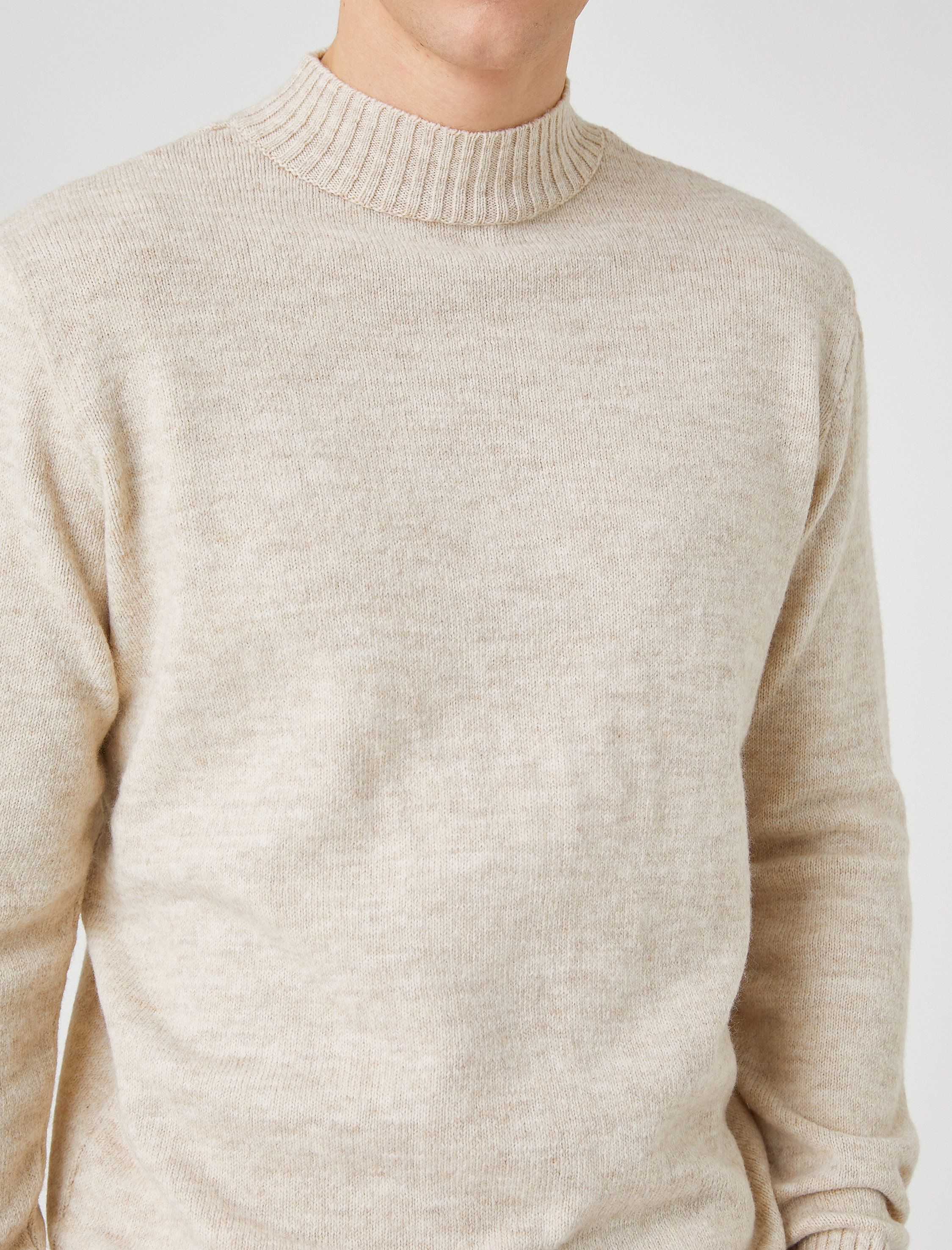   Basic Triko Kazak Yarım Balıkçı Yaka