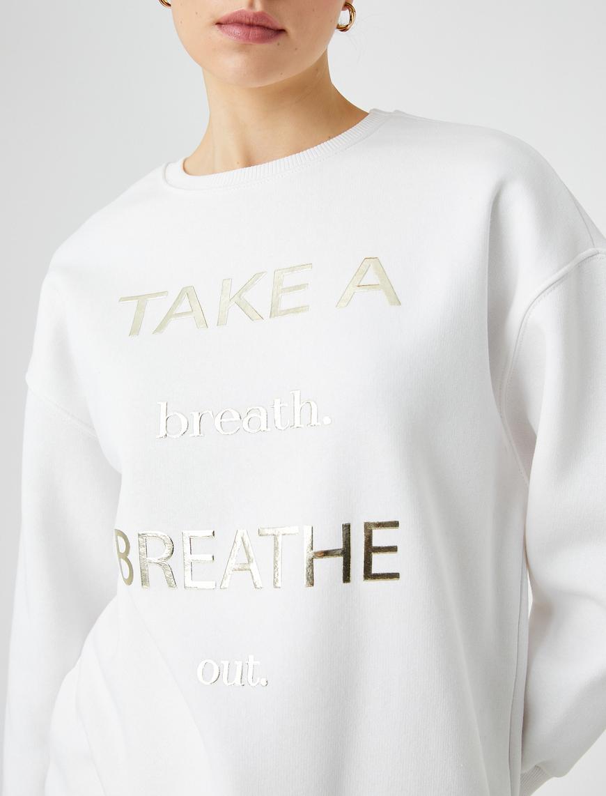   Parlak Yazı Baskılı Sweatshirt Bisiklet Yaka