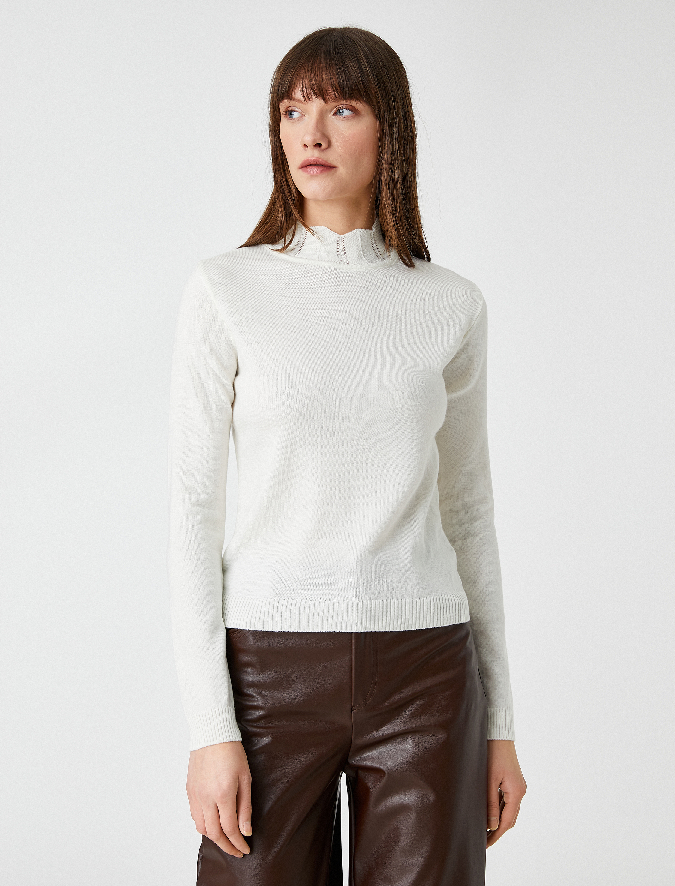   Yaka Detaylı Triko Kazak Dar Kesim Kaşmir Dokulu