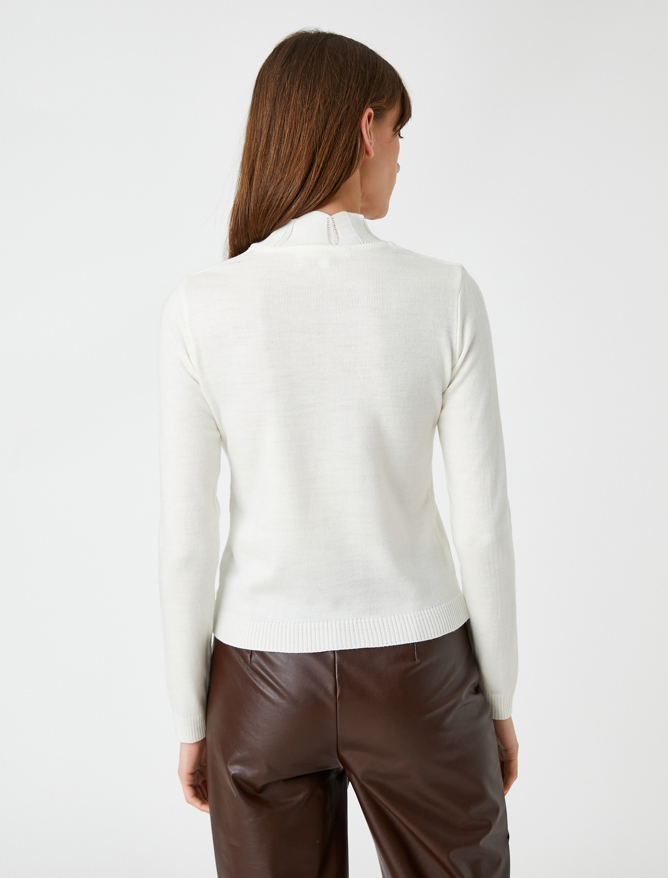   Yaka Detaylı Triko Kazak Dar Kesim Kaşmir Dokulu