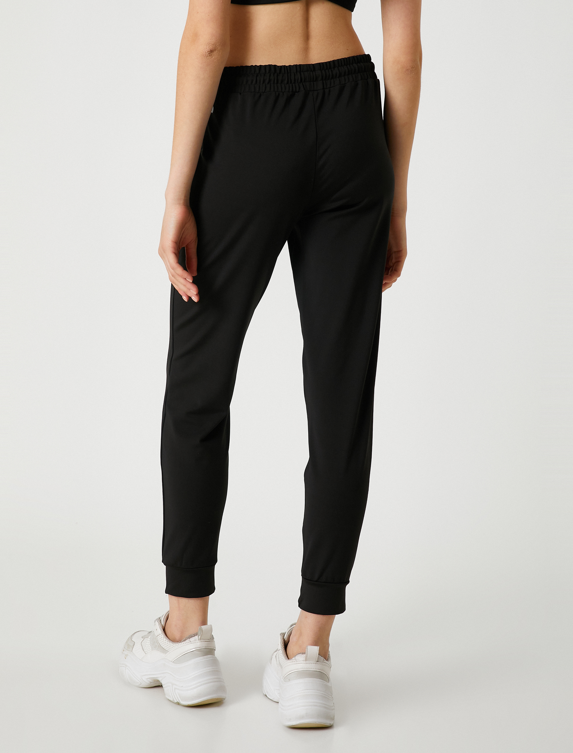   Jogger Eşofman Altı Cepli Beli Bağlamalı Normal Bel