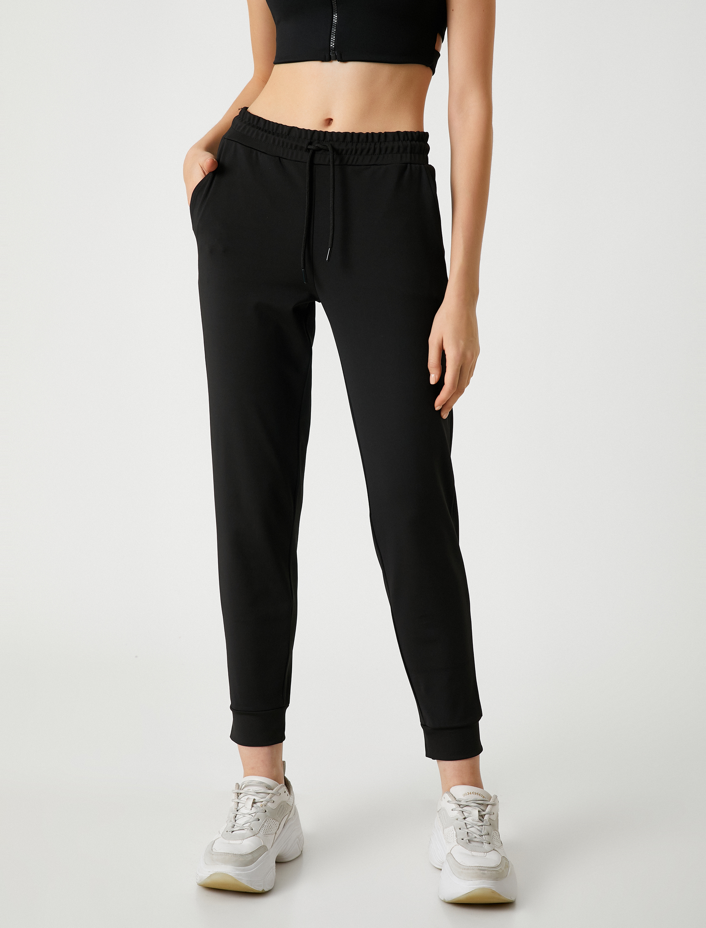   Jogger Eşofman Altı Cepli Beli Bağlamalı Normal Bel