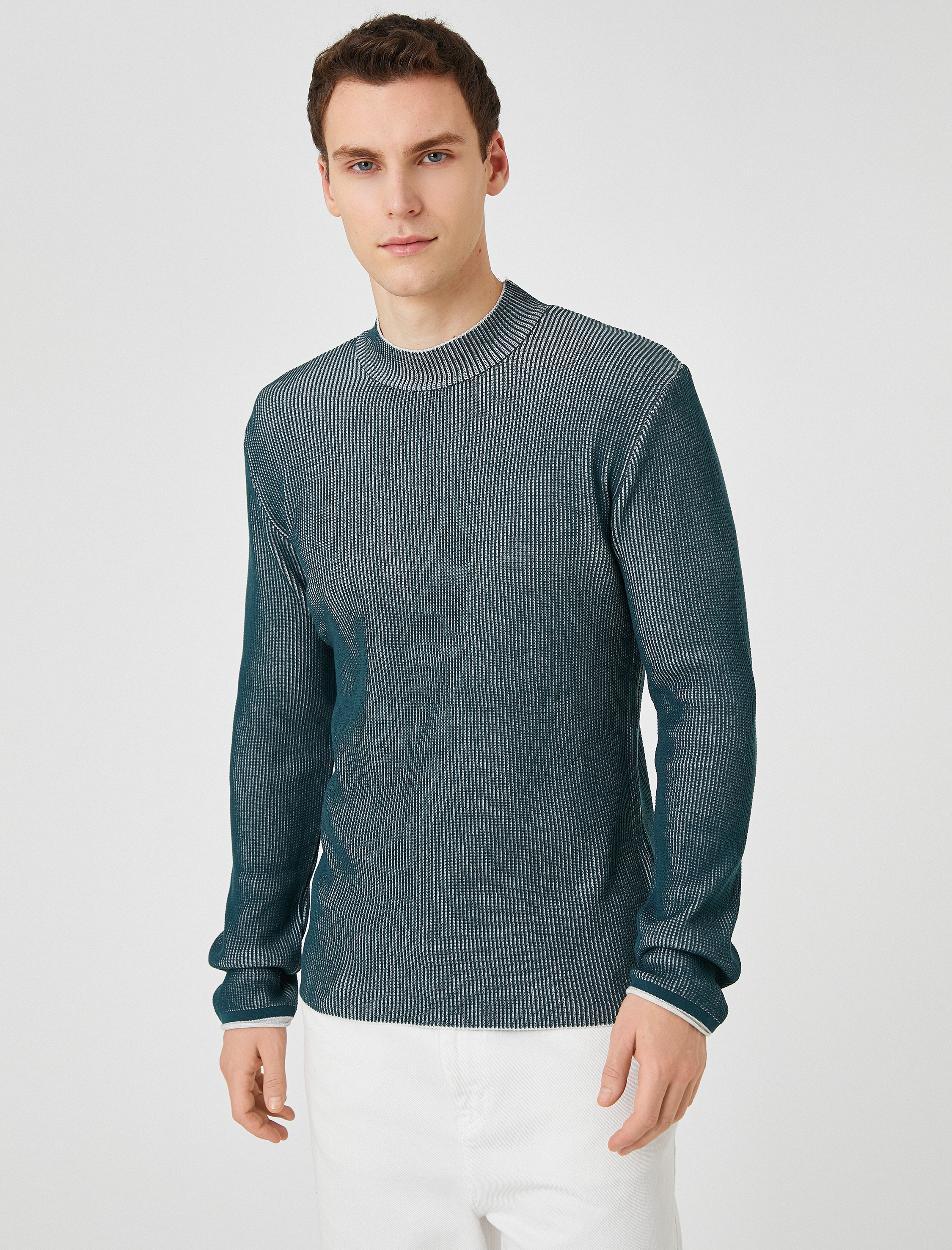   Basic Triko Kazak Yarım Balıkçı Yaka Dar Kesim