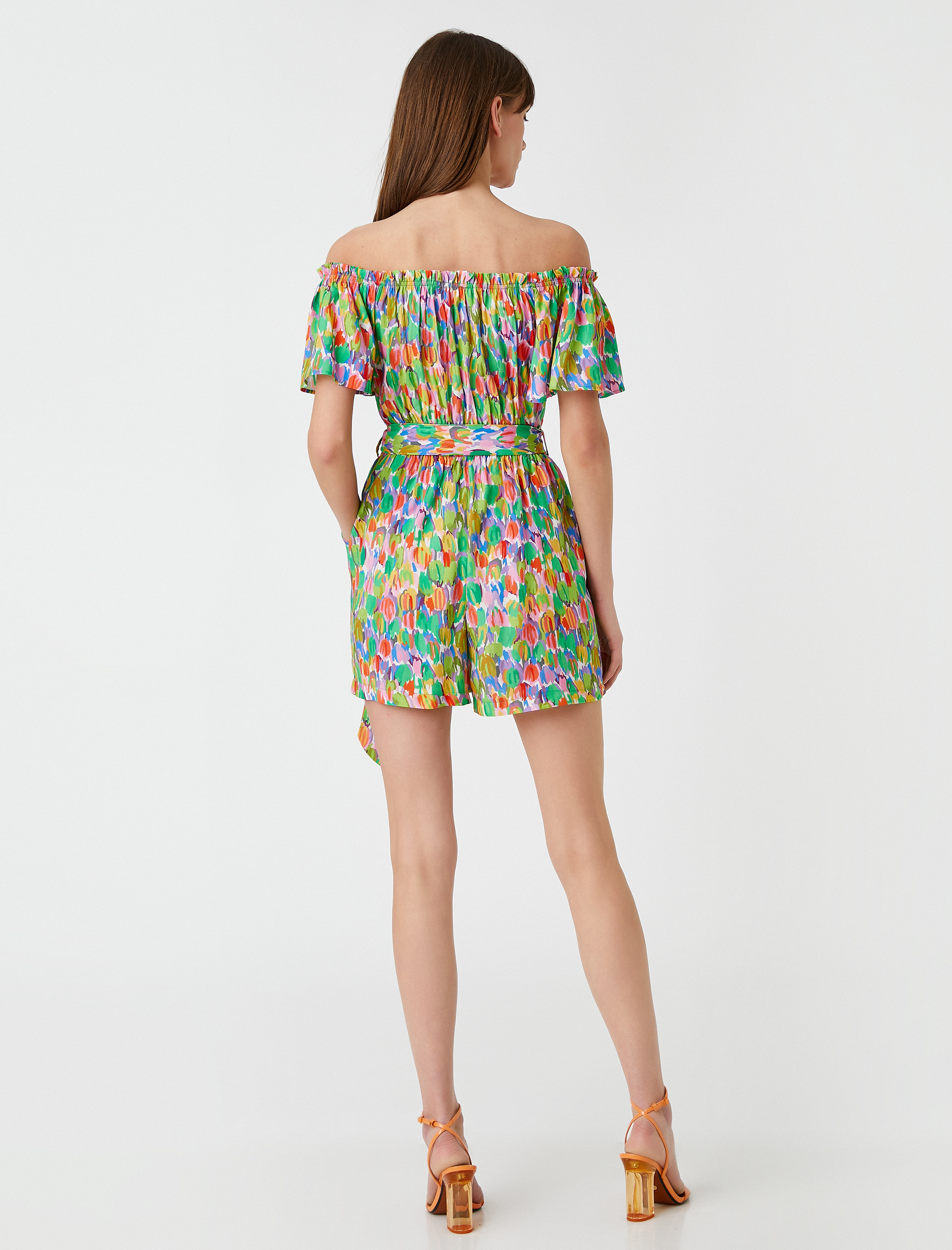   Şortlu Tulum Omzu Açık Kısa Kollu Kuşaklı