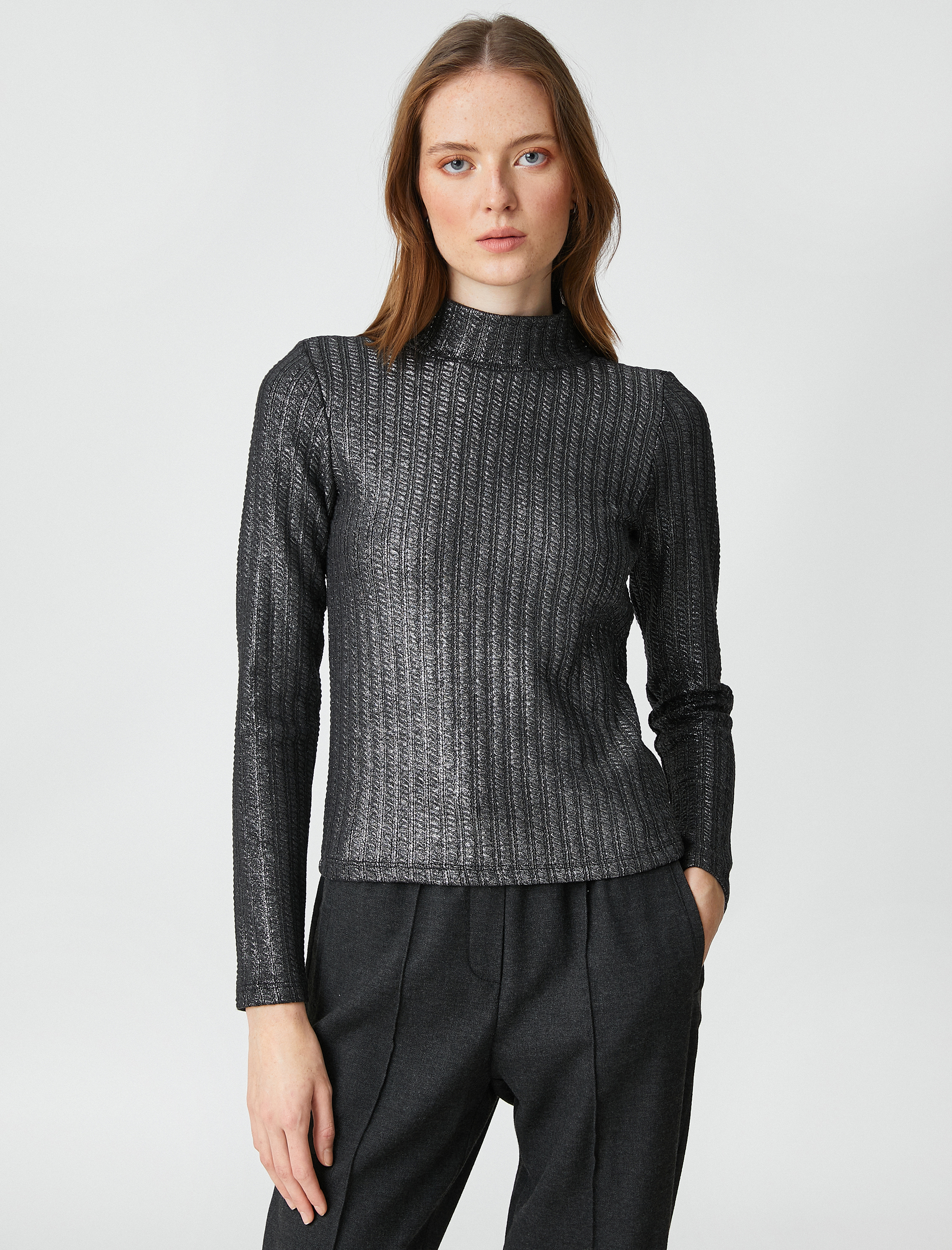   Koton X Şahika Ercümen - Yarım Balıkçı Yaka Parlak Uzun Kollu Tişört