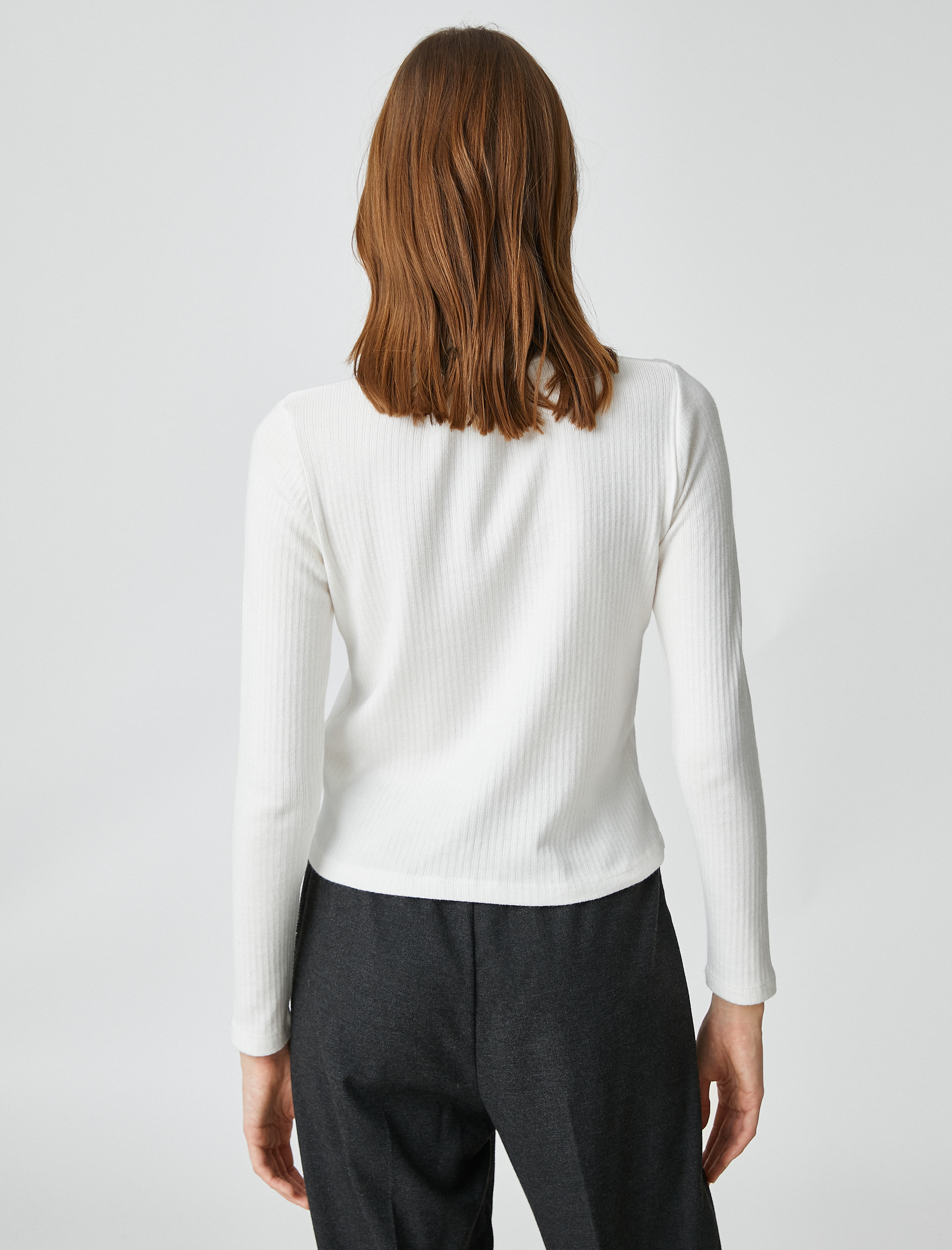   Koton X Şahika Ercümen - Ribanalı Balıkçı Yaka Basic Tişört