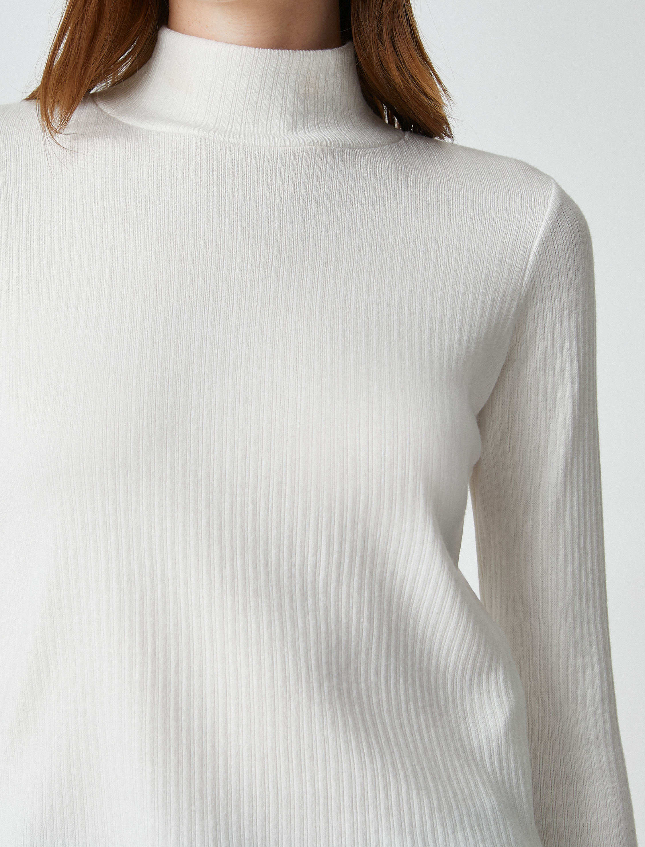   Koton X Şahika Ercümen - Ribanalı Balıkçı Yaka Basic Tişört