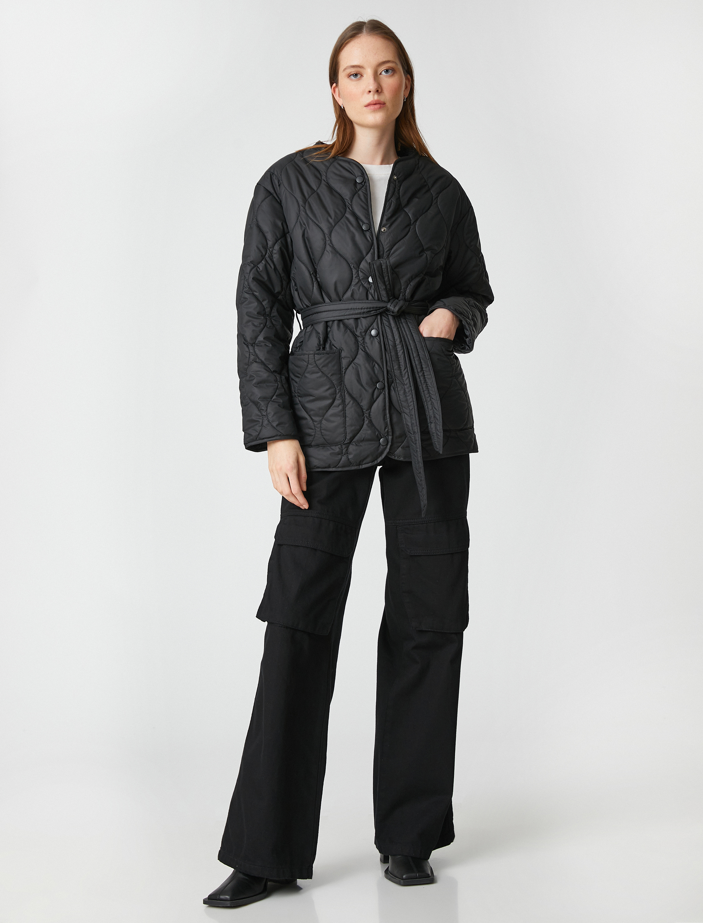   Kapitone Mont Kuşaklı