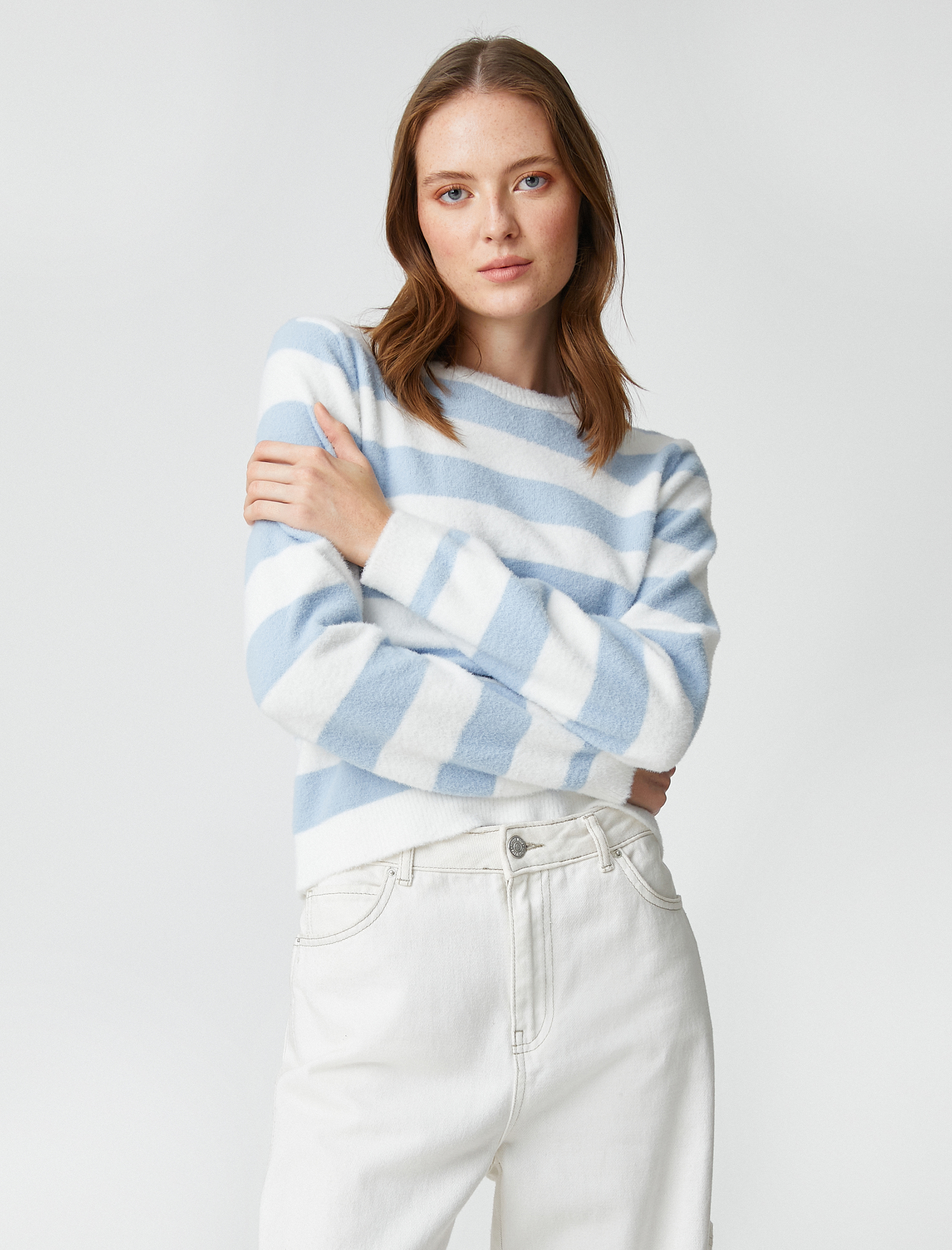   Yumuşak Dokulu Triko Kazak Bisiklet Yaka Uzun Kollu