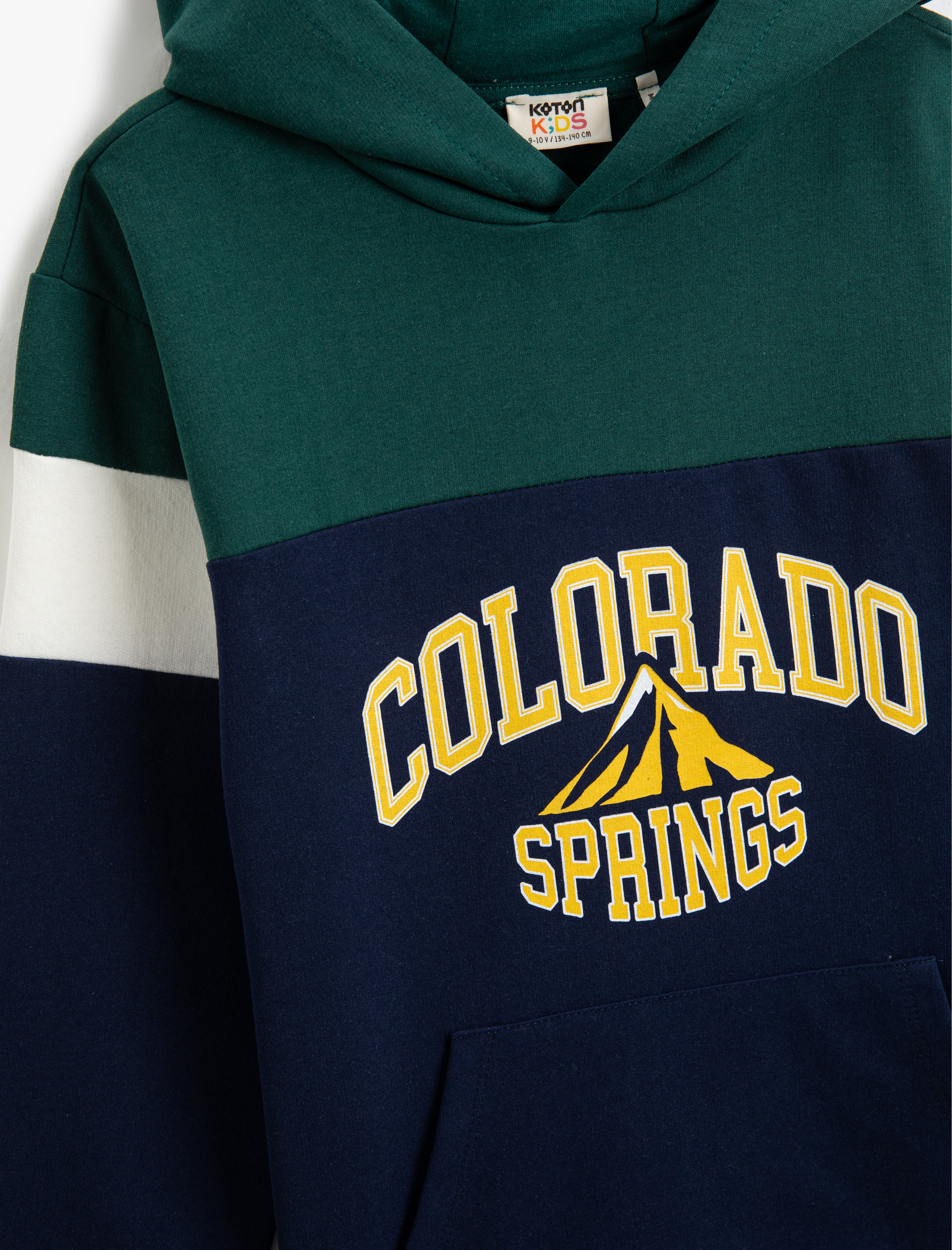  Erkek Çocuk Kapşonlu Sweatshirt Renk Bloklu Baskılı Kanguru Cepli